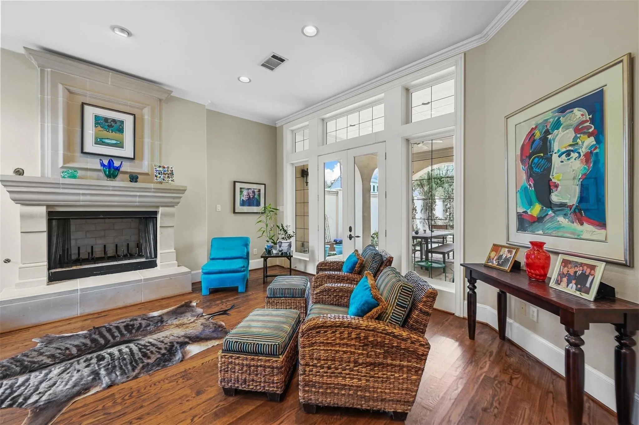 Single Family Residence For Rent in Dallas County , 3320 Harvard Avenue, Highland Park, Texas 75205, 5 Bedrooms, 6 Bathrooms, 3 Garage spaces, 6,150 Sqft, built in 2000, Price $12,000, mls#21227259, Real Estate Agent in Highland Park, Homes For Rent in Dallas county, Homes For Rent in Highland Park, Realtor in Highland Park Texas, Real Estate Brokerage Independent Realty Texas, Luminita Cordes Realtor