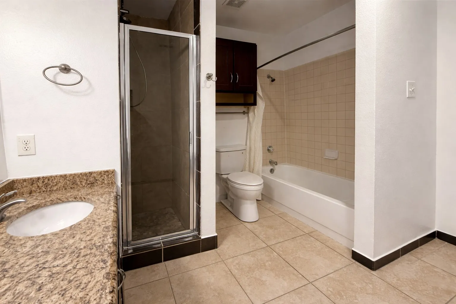 Single Family Residence For Sale in Dallas County , 6619 Ports O Call Drive, Rowlett, Texas 75088, 4 Bedrooms, 3 Bathrooms, 2 Garage spaces, 1,754 Sqft, built in 1983, Price $255,000, mls#21217744, Real Estate Agent in Rowlett, Homes For Sale in Dallas county, Homes For Sale in Rowlett, Realtor in Rowlett Texas, Real Estate Brokerage Independent Realty Texas, Luminita Cordes Realtor