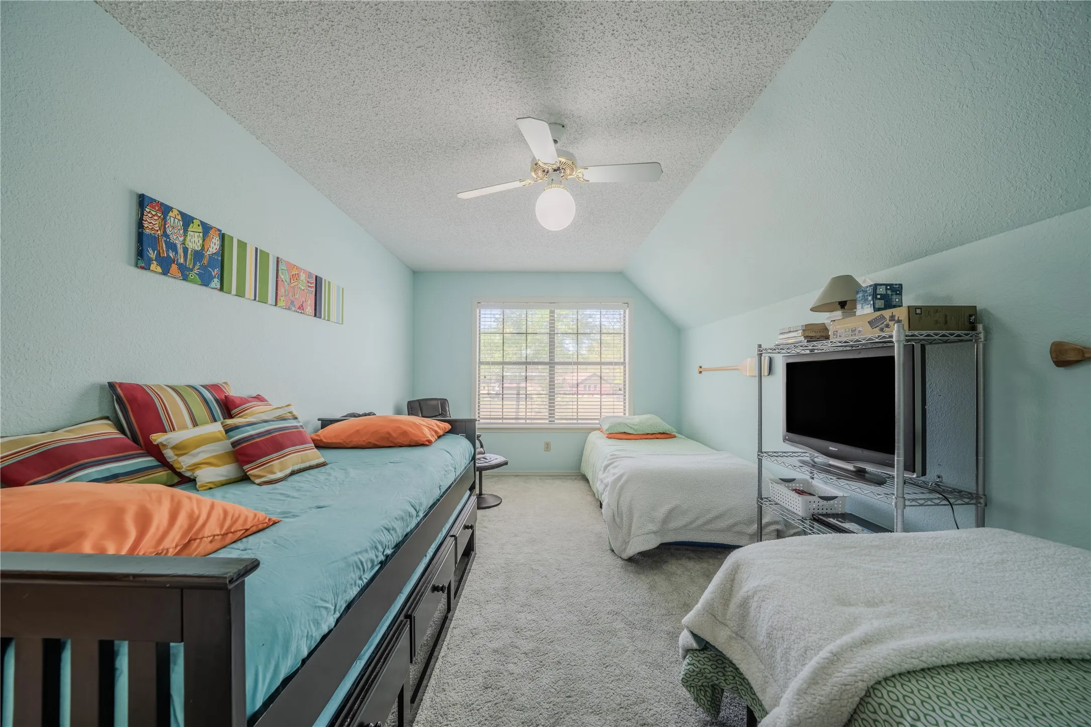 Single Family Residence For Sale in Titus County , 343 County Road 2938 N, Pittsburg, Texas 75686, 4 Bedrooms, 3 Bathrooms, Garage spaces, 1,828 Sqft, built in 1987, Preowned, Price $695,000, mls#21227251, Real Estate Agent in Pittsburg, Homes For Sale in Titus county, Homes For Sale in Pittsburg, Realtor in Pittsburg Texas, Real Estate Brokerage Independent Realty Texas, Luminita Cordes Realtor