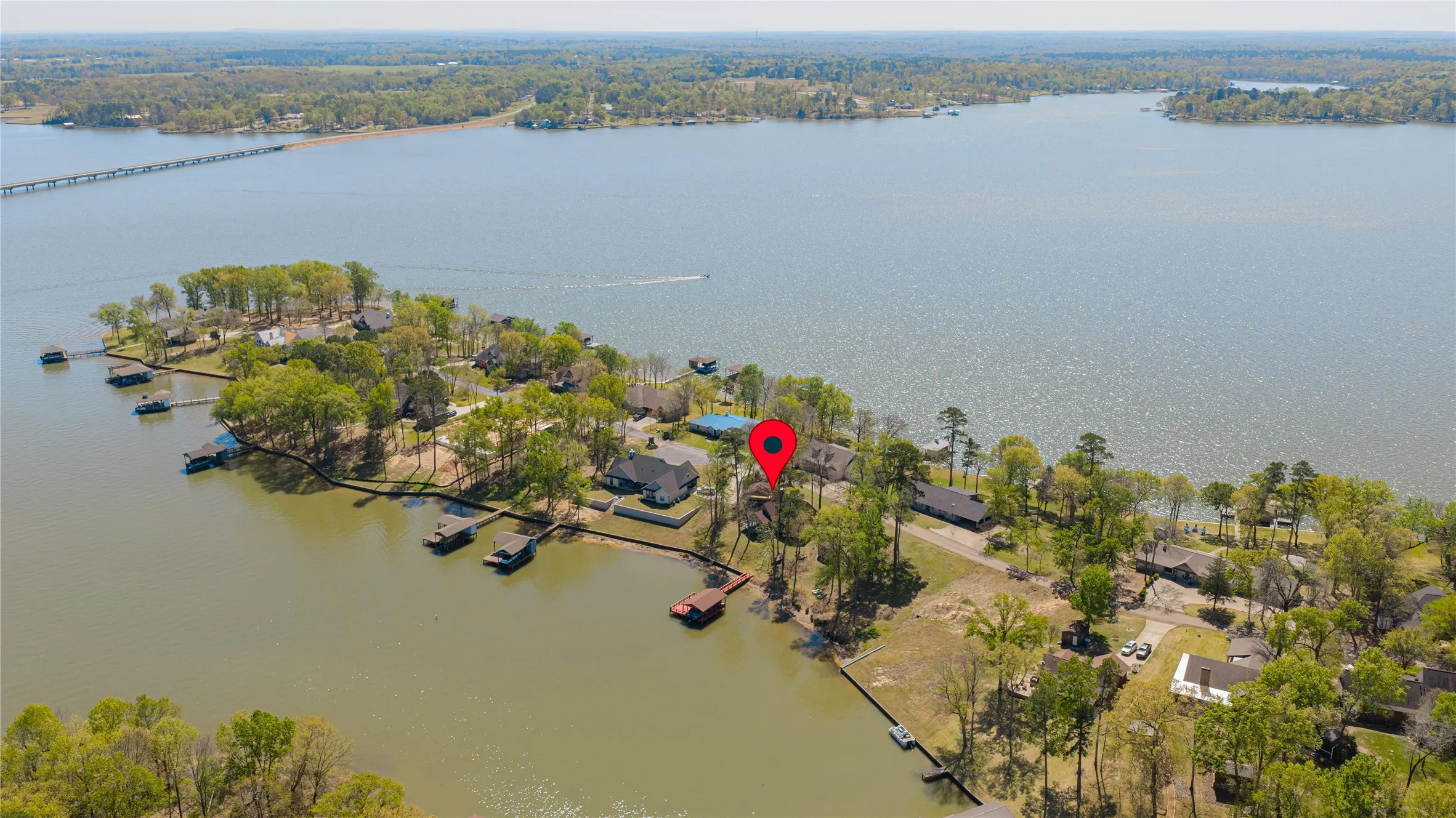 Single Family Residence For Sale in Titus County , 343 County Road 2938 N, Pittsburg, Texas 75686, 4 Bedrooms, 3 Bathrooms, Garage spaces, 1,828 Sqft, built in 1987, Preowned, Price $695,000, mls#21227251, Real Estate Agent in Pittsburg, Homes For Sale in Titus county, Homes For Sale in Pittsburg, Realtor in Pittsburg Texas, Real Estate Brokerage Independent Realty Texas, Luminita Cordes Realtor