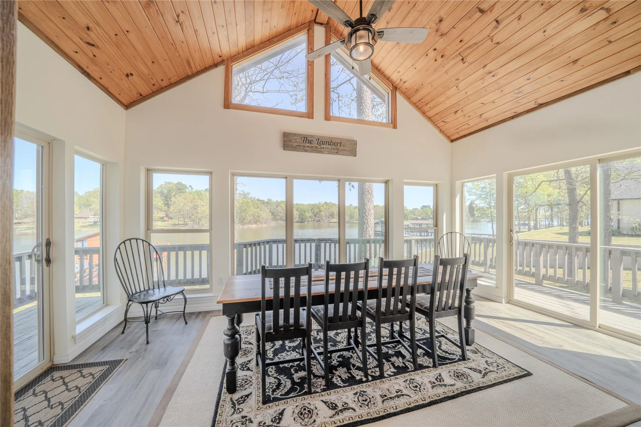 Single Family Residence For Sale in Titus County , 343 County Road 2938 N, Pittsburg, Texas 75686, 4 Bedrooms, 3 Bathrooms, Garage spaces, 1,828 Sqft, built in 1987, Preowned, Price $695,000, mls#21227251, Real Estate Agent in Pittsburg, Homes For Sale in Titus county, Homes For Sale in Pittsburg, Realtor in Pittsburg Texas, Real Estate Brokerage Independent Realty Texas, Luminita Cordes Realtor