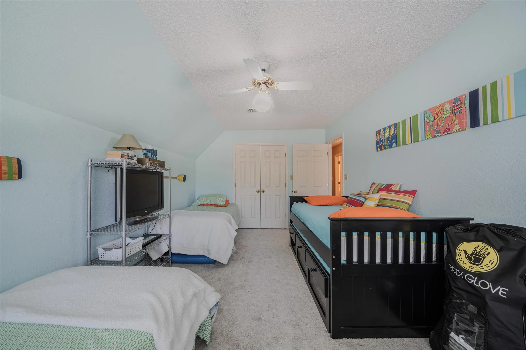 Single Family Residence For Sale in Titus County , 343 County Road 2938 N, Pittsburg, Texas 75686, 4 Bedrooms, 3 Bathrooms, Garage spaces, 1,828 Sqft, built in 1987, Preowned, Price $695,000, mls#21227251, Real Estate Agent in Pittsburg, Homes For Sale in Titus county, Homes For Sale in Pittsburg, Realtor in Pittsburg Texas, Real Estate Brokerage Independent Realty Texas, Luminita Cordes Realtor