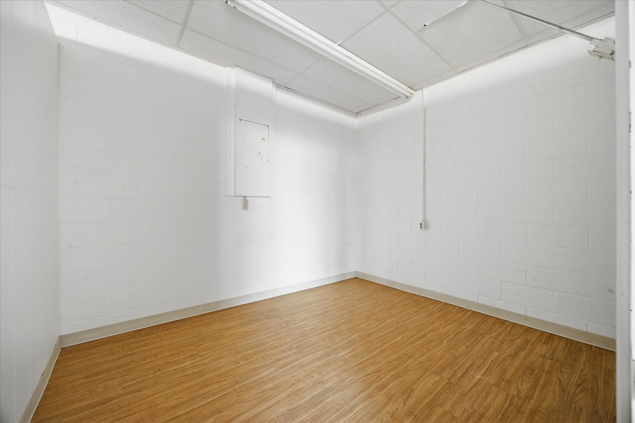 Spacious office​​‌​​​​‌​​‌‌​‌‌​​​‌‌​‌​‌​‌​​​‌​​ areas