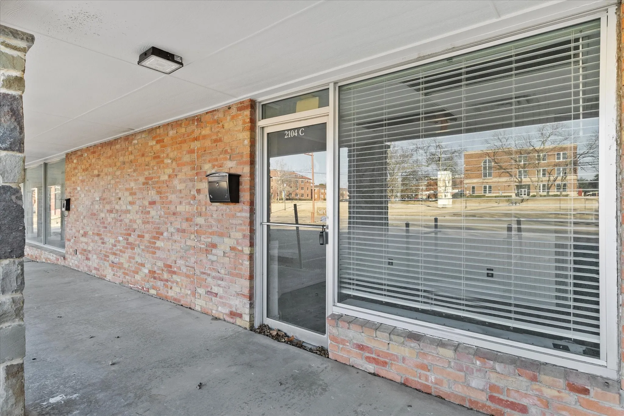 Office For Rent in Hunt County , 2108 Monroe Street C, Commerce, Texas 75428, 0, 0, Garage spaces, 0 Sqft, built in 1964, Preowned, mls#21224547, Real Estate Agent in Commerce, Homes For Rent in Hunt county, Homes For Rent in Commerce, Realtor in Commerce Texas, Real Estate Brokerage Independent Realty Texas, Luminita Cordes Realtor