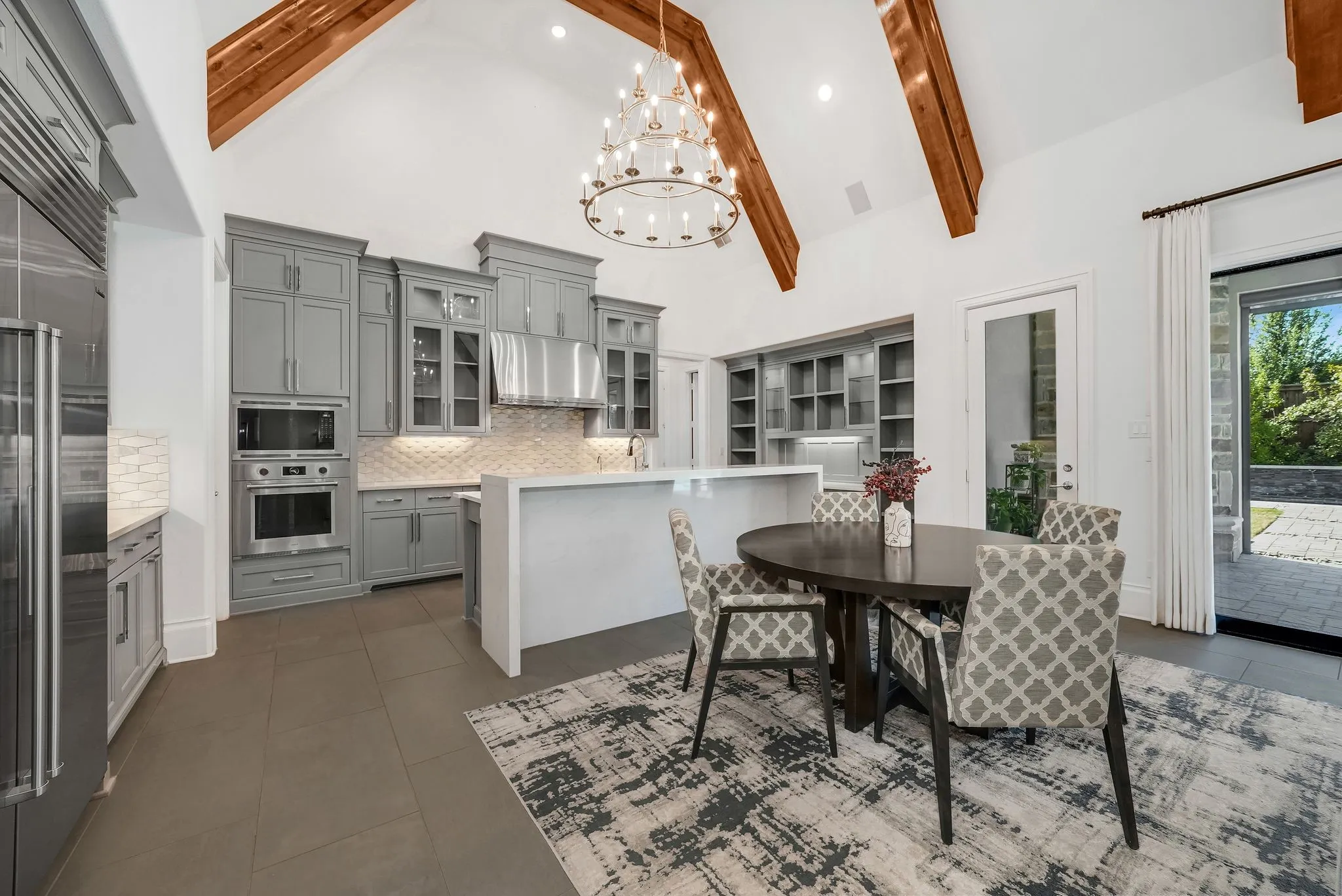 Single Family Residence For Sale in Denton County , 3772 Hamilton Heights Avenue, Frisco, Texas 75034, 5 Bedroom, 7 Bathroom, 3 Garage spaces, 4,632 Sqft, built in 2017, Preowned, mls#21223689, Real Estate Agent in Frisco, Homes For Sale in Denton county, Homes For Sale in Frisco, Realtor in Frisco Texas, Real Estate Brokerage Independent Realty Texas, Luminita Cordes Realtor