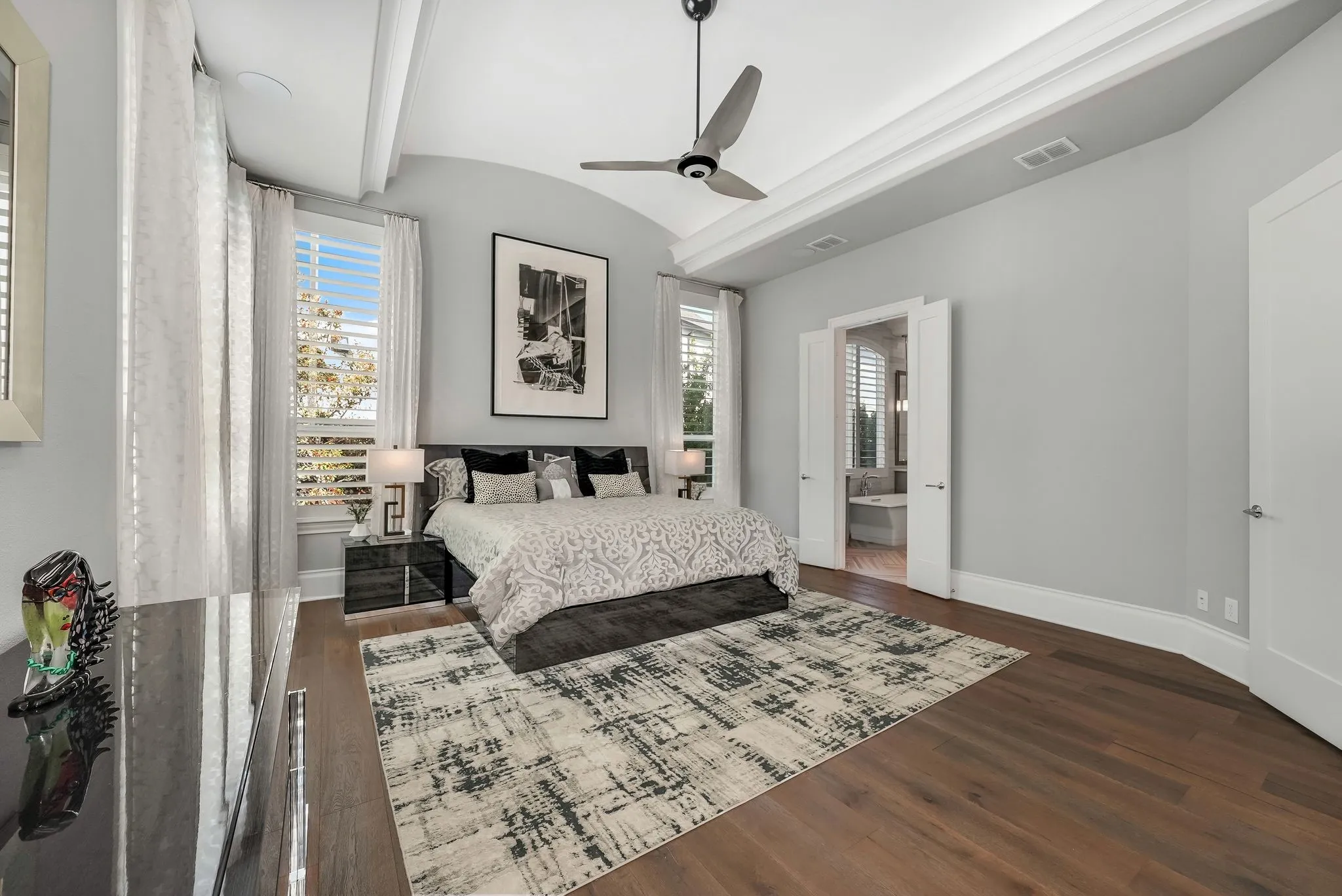 Single Family Residence For Sale in Denton County , 3772 Hamilton Heights Avenue, Frisco, Texas 75034, 5 Bedroom, 7 Bathroom, 3 Garage spaces, 4,632 Sqft, built in 2017, Preowned, mls#21223689, Real Estate Agent in Frisco, Homes For Sale in Denton county, Homes For Sale in Frisco, Realtor in Frisco Texas, Real Estate Brokerage Independent Realty Texas, Luminita Cordes Realtor