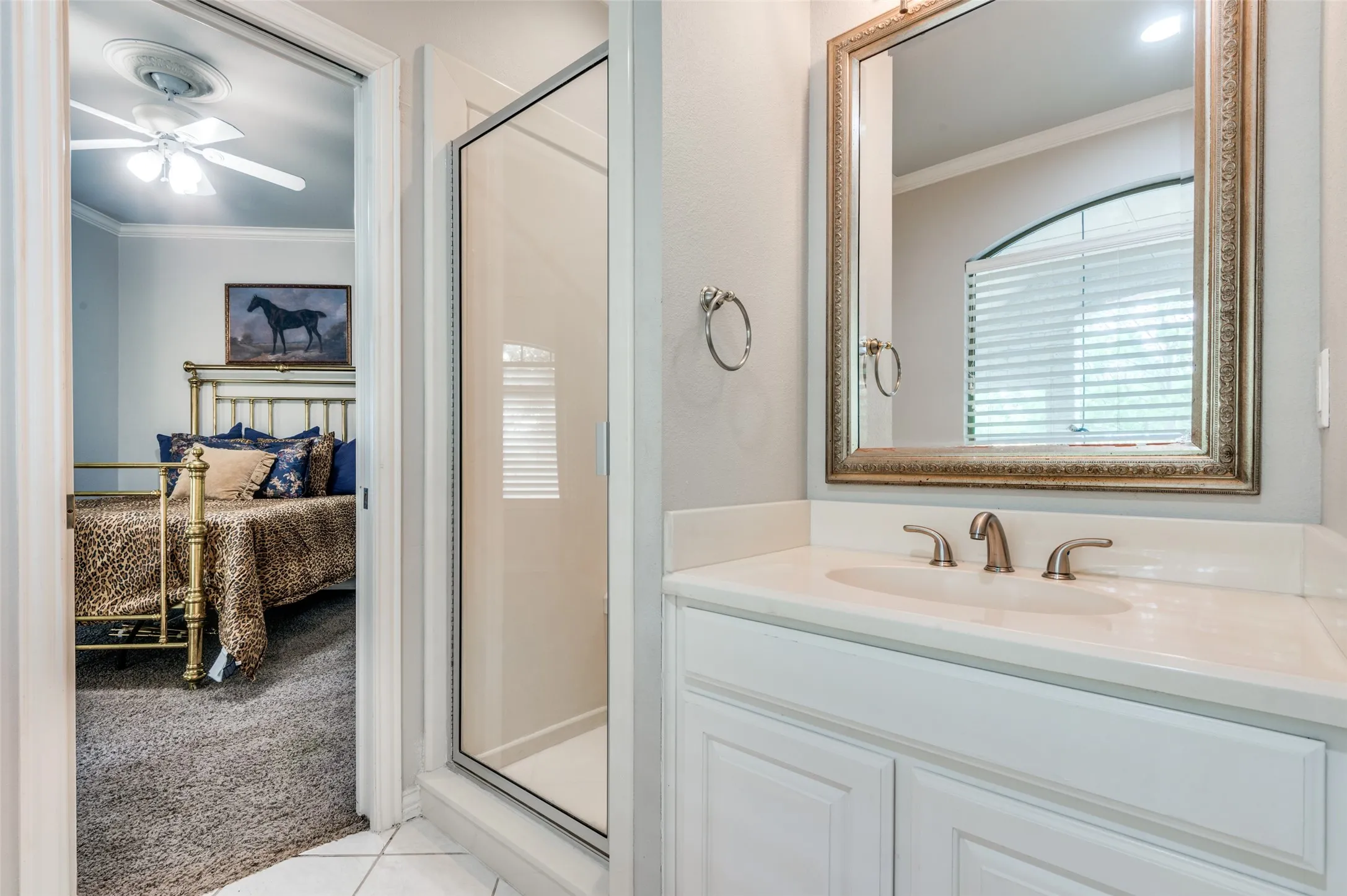 Single Family Residence For Sale in Tarrant County , 2032 Cains Lane, Mansfield, Texas 76063, 4 Bedroom, 5 Bathroom, 3 Garage spaces, 4,468 Sqft, built in 1999, mls#21225215, Real Estate Agent in Mansfield, Homes For Sale in Tarrant county, Homes For Sale in Mansfield, Realtor in Mansfield Texas, Real Estate Brokerage Independent Realty Texas, Luminita Cordes Realtor