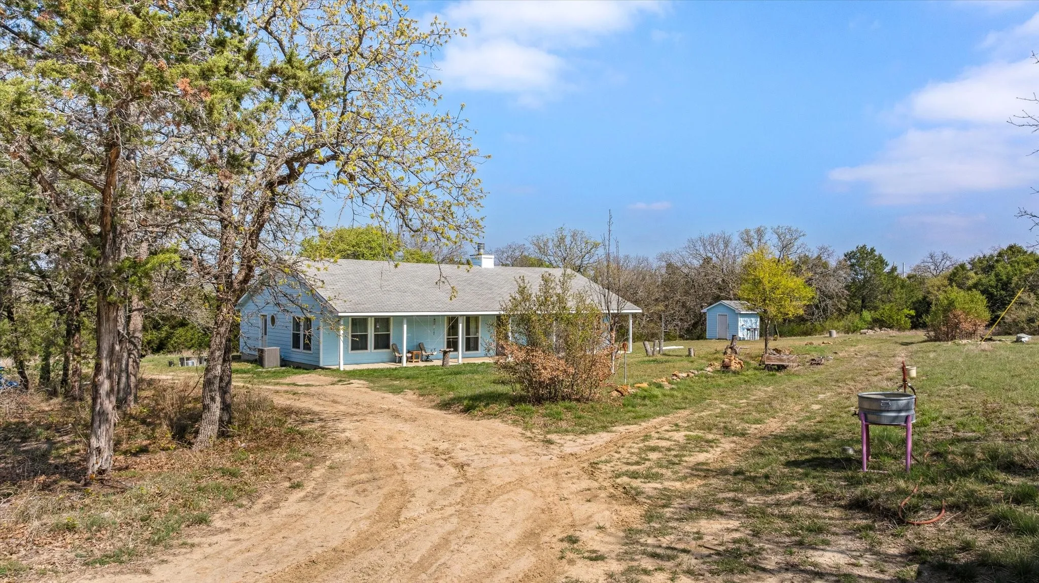 Single Family Residence For Sale in Bosque County , 514 County Road 2495, Hico, Texas 76457, 2 Bedroom, 2 Bathroom, Garage spaces, 1,891 Sqft, built in 2005, mls#21227314, Real Estate Agent in Hico, Homes For Sale in Bosque county, Homes For Sale in Hico, Realtor in Hico Texas, Real Estate Brokerage Independent Realty Texas, Luminita Cordes Realtor