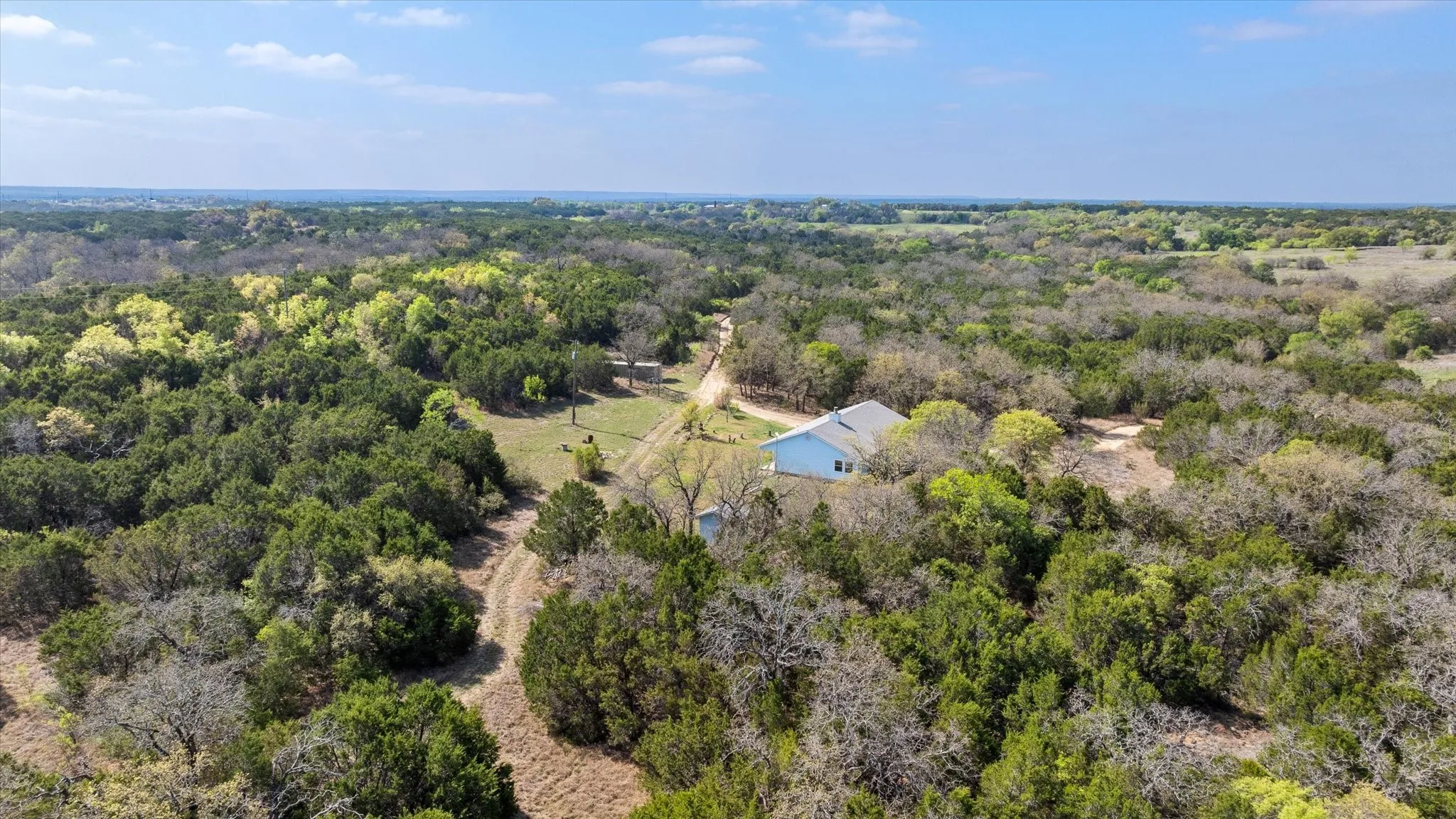 Single Family Residence For Sale in Bosque County , 514 County Road 2495, Hico, Texas 76457, 2 Bedroom, 2 Bathroom, Garage spaces, 1,891 Sqft, built in 2005, mls#21227314, Real Estate Agent in Hico, Homes For Sale in Bosque county, Homes For Sale in Hico, Realtor in Hico Texas, Real Estate Brokerage Independent Realty Texas, Luminita Cordes Realtor