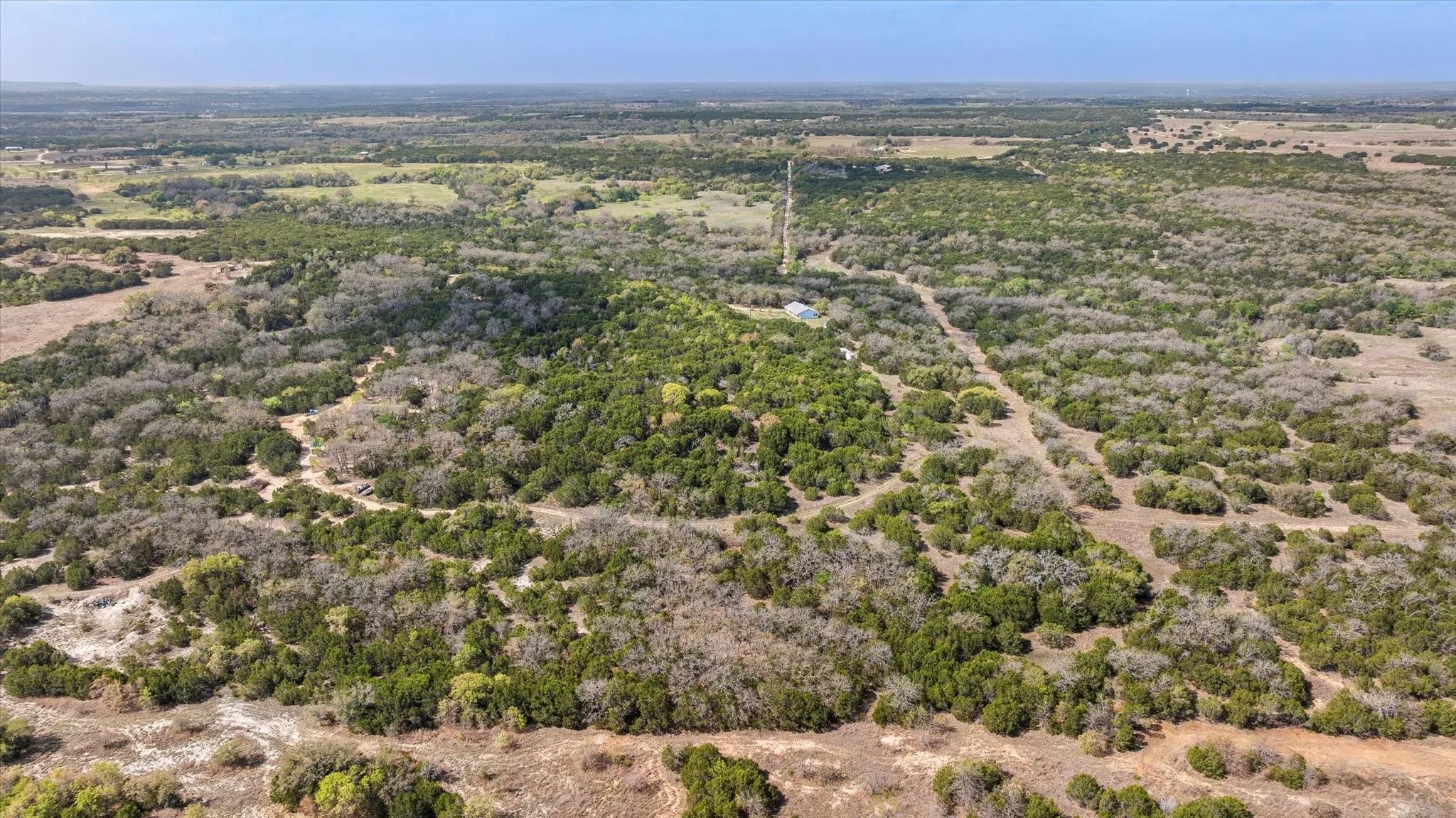 Single Family Residence For Sale in Bosque County , 514 County Road 2495, Hico, Texas 76457, 2 Bedroom, 2 Bathroom, Garage spaces, 1,891 Sqft, built in 2005, mls#21227314, Real Estate Agent in Hico, Homes For Sale in Bosque county, Homes For Sale in Hico, Realtor in Hico Texas, Real Estate Brokerage Independent Realty Texas, Luminita Cordes Realtor
