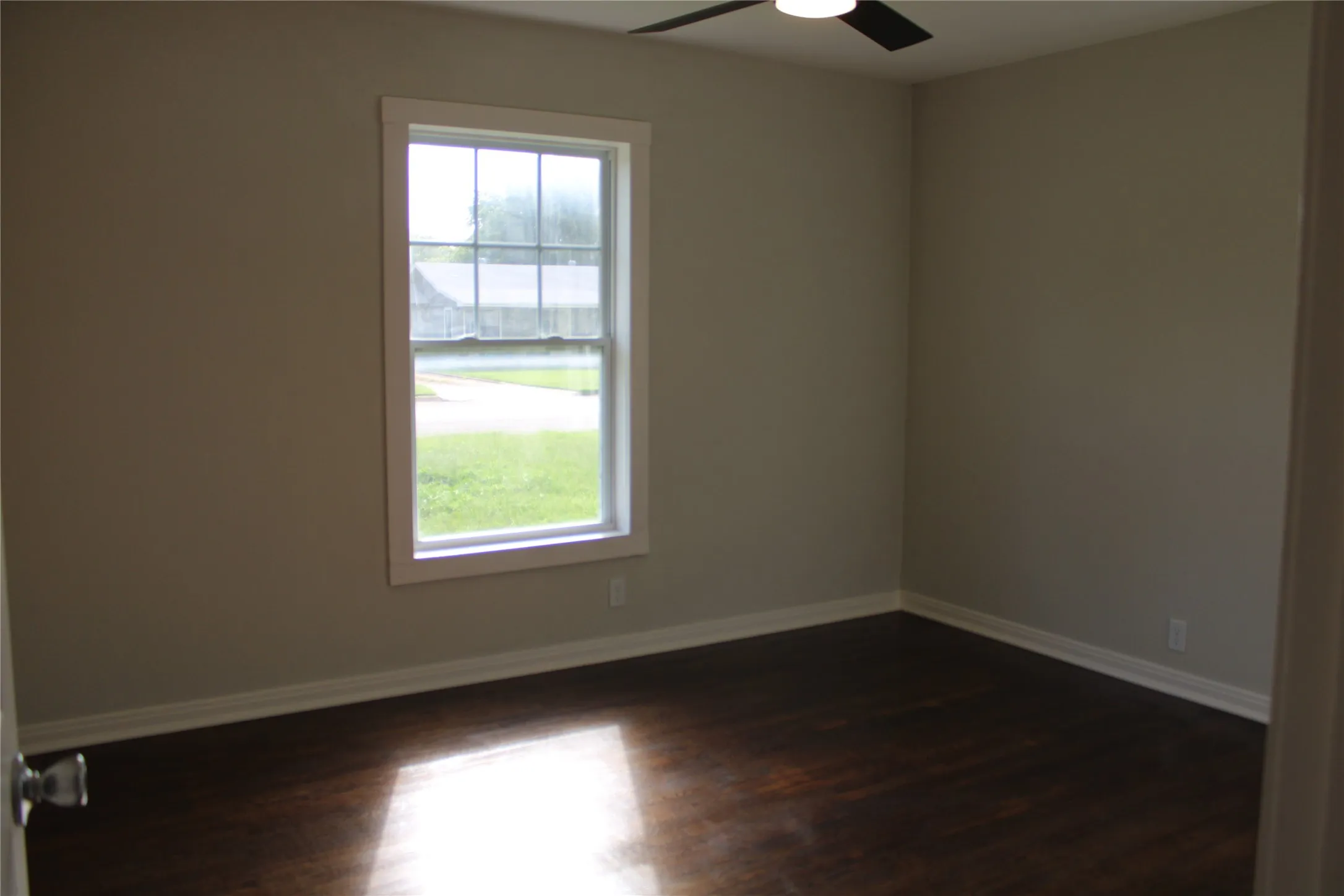 Single Family Residence For Sale in Brown County , 2105 6 TH, Brownwood, Texas 76801, 3 Bedroom, 2 Bathroom, Garage spaces, 1,182 Sqft, built in 1950, mls#21226726, Real Estate Agent in Brownwood, Homes For Sale in Brown county, Homes For Sale in Brownwood, Realtor in Brownwood Texas, Real Estate Brokerage Independent Realty Texas, Luminita Cordes Realtor