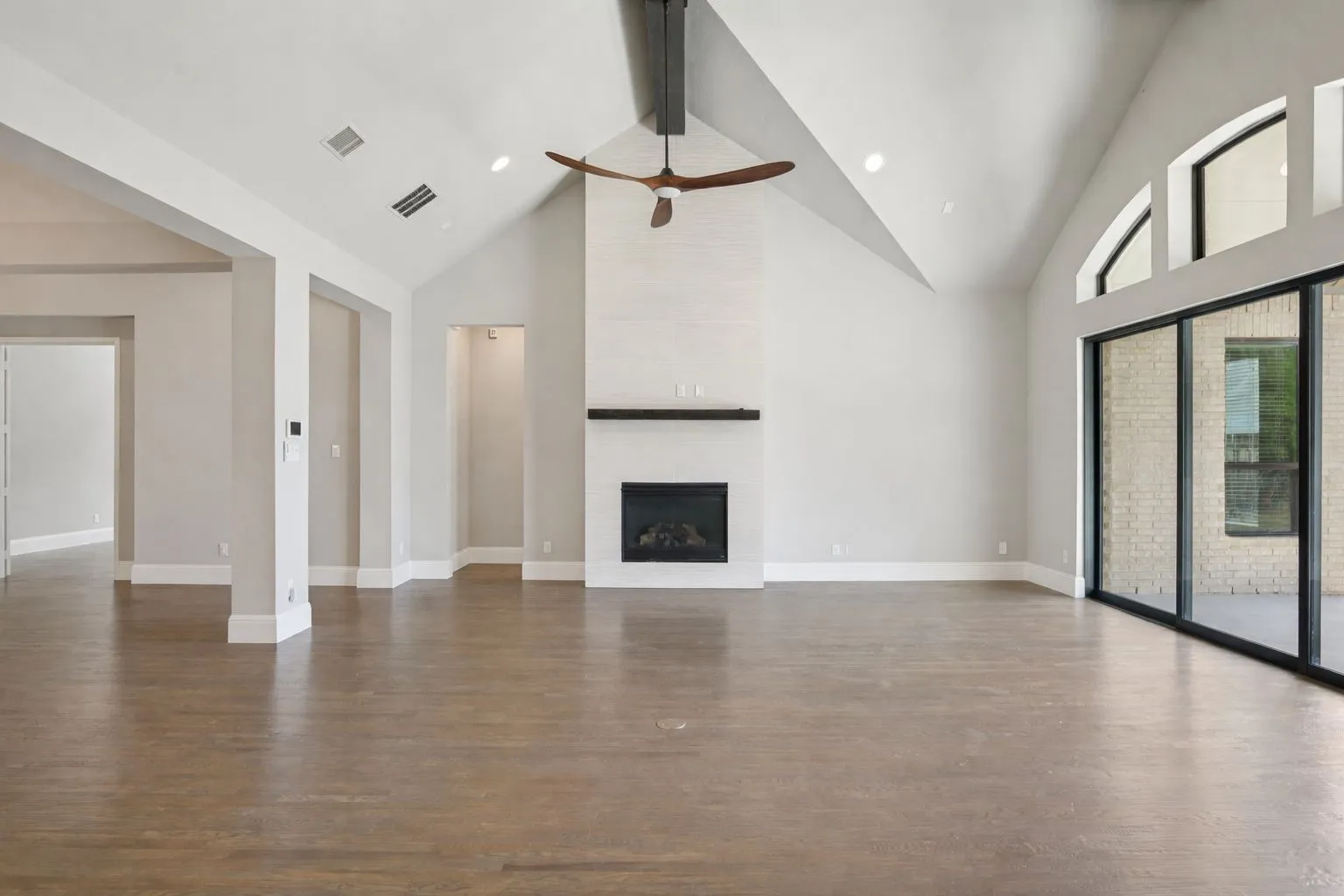 Single Family Residence For Sale in Collin County , 1641 Cottonwood Trail, Prosper, Texas 75078, 4 Bedroom, 5 Bathroom, 3 Garage spaces, 3,618 Sqft, built in 2020, Preowned, mls#21222949, Real Estate Agent in Prosper, Homes For Sale in Collin county, Homes For Sale in Prosper, Realtor in Prosper Texas, Real Estate Brokerage Independent Realty Texas, Luminita Cordes Realtor