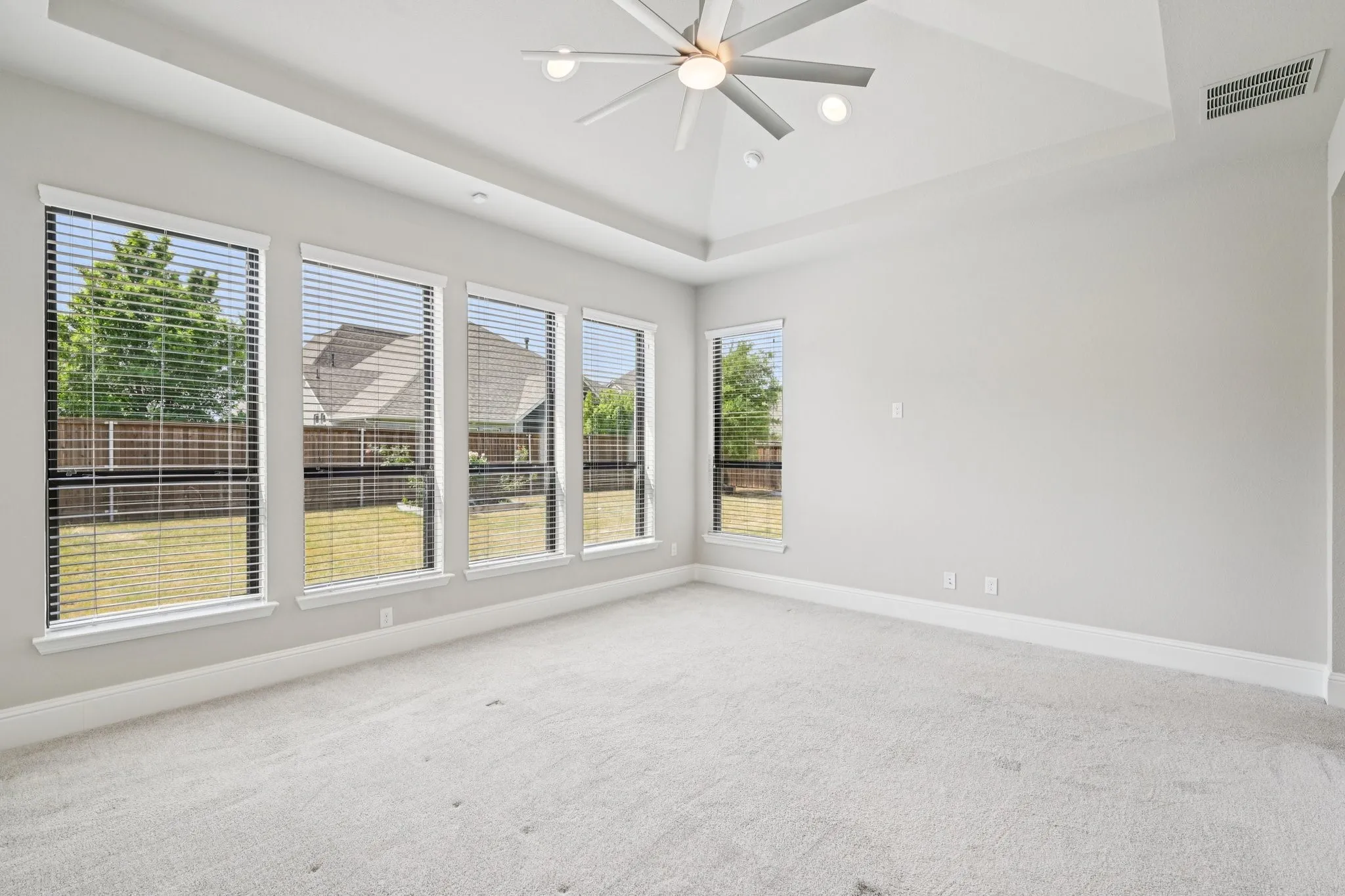 Single Family Residence For Sale in Collin County , 1641 Cottonwood Trail, Prosper, Texas 75078, 4 Bedroom, 5 Bathroom, 3 Garage spaces, 3,618 Sqft, built in 2020, Preowned, mls#21222949, Real Estate Agent in Prosper, Homes For Sale in Collin county, Homes For Sale in Prosper, Realtor in Prosper Texas, Real Estate Brokerage Independent Realty Texas, Luminita Cordes Realtor