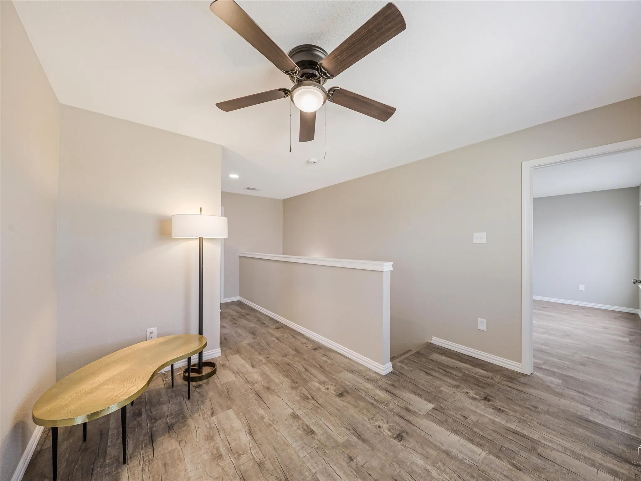 Single Family Residence For Sale in Denton County , 316 Spurlock Drive, Krum, Texas 76249, 3 Bedroom, 3 Bathroom, 2 Garage spaces, 1,913 Sqft, built in 2005, Preowned, mls#21226285, Real Estate Agent in Krum, Homes For Sale in Denton county, Homes For Sale in Krum, Realtor in Krum Texas, Real Estate Brokerage Independent Realty Texas, Luminita Cordes Realtor
