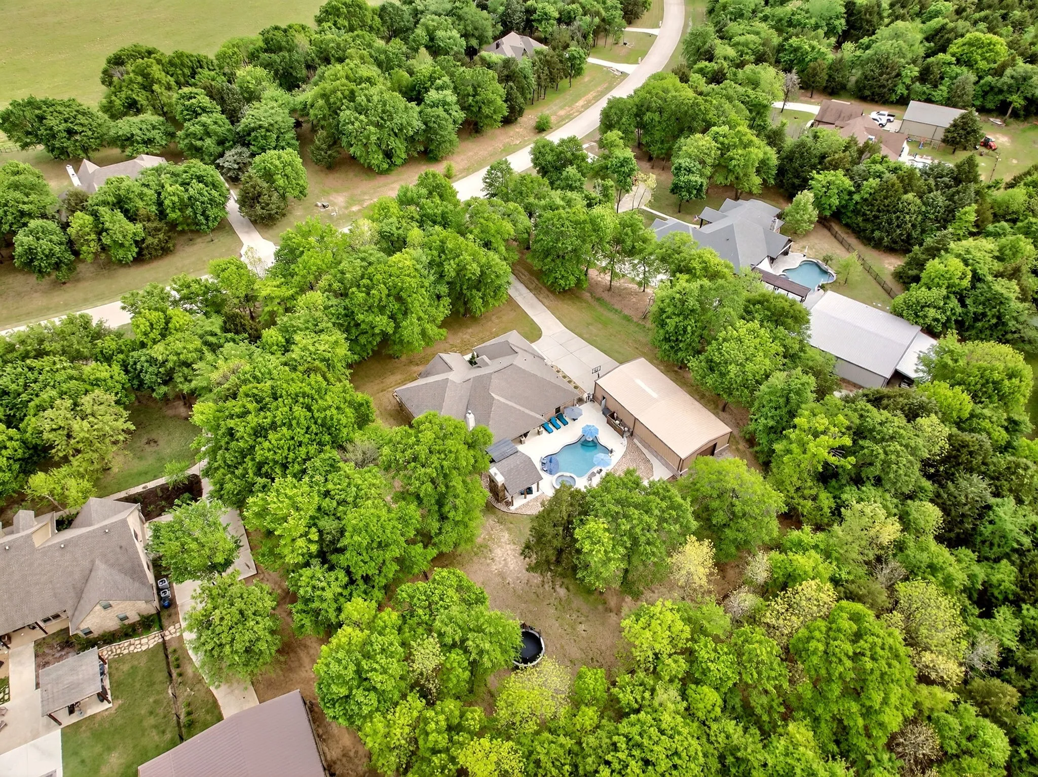 Single Family Residence For Sale in Kaufman County , 2211 Canyon Lake Road, Wills Point, Texas 75169, 3 Bedroom, 3 Bathroom, 2 Garage spaces, 2,554 Sqft, built in 2018, mls#21225020, Real Estate Agent in Wills Point, Homes For Sale in Kaufman county, Homes For Sale in Wills Point, Realtor in Wills Point Texas, Real Estate Brokerage Independent Realty Texas, Luminita Cordes Realtor