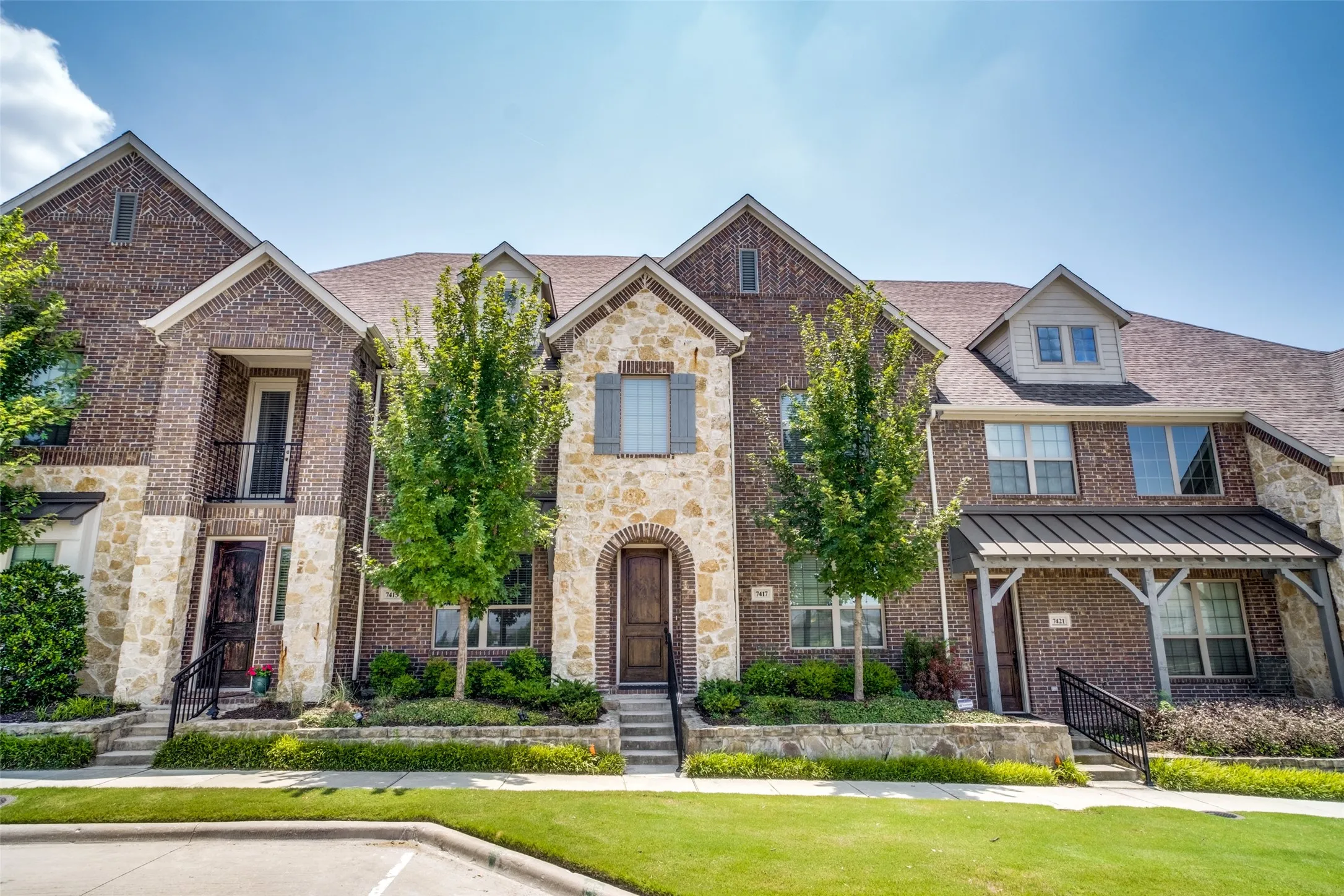 Townhouse For Rent in Collin County , 7417 Chief Spotted Tail Drive, Mc Kinney, Texas 75070, 3 Bedroom, 3 Bathroom, 2 Garage spaces, 1,695 Sqft, built in 2016, Preowned, mls#21227428, Real Estate Agent in Mc Kinney, Homes For Rent in Collin county, Homes For Rent in Mc Kinney, Realtor in Mc Kinney Texas, Real Estate Brokerage Independent Realty Texas, Luminita Cordes Realtor