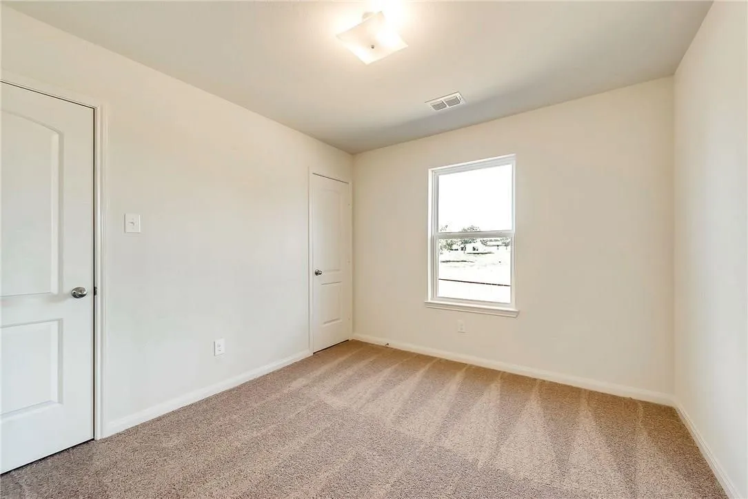 Single Family Residence For Rent in Grayson County , 1810 Clegg Street, Howe, Texas 75459, 4 Bedroom, 2 Bathroom, 2 Garage spaces, 1,658 Sqft, built in 2016, Preowned, mls#21227436, Real Estate Agent in Howe, Homes For Rent in Grayson county, Homes For Rent in Howe, Realtor in Howe Texas, Real Estate Brokerage Independent Realty Texas, Luminita Cordes Realtor