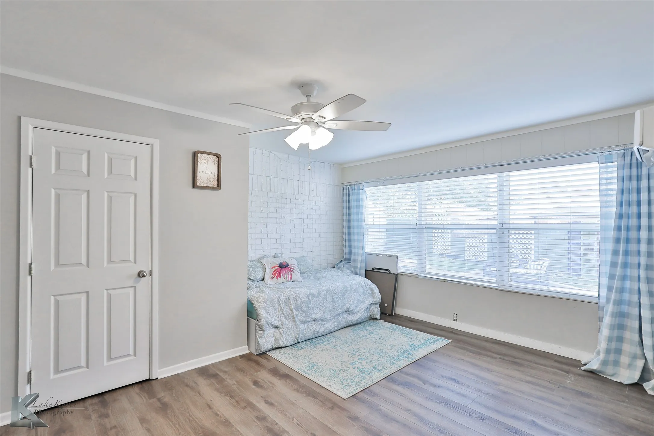 Single Family Residence For Sale in Taylor County , 801 Piedmont Drive, Abilene, Texas 79601, 4 Bedroom, 2 Bathroom, 2 Garage spaces, 2,776 Sqft, built in 1973, Preowned, mls#21220120, Real Estate Agent in Abilene, Homes For Sale in Taylor county, Homes For Sale in Abilene, Realtor in Abilene Texas, Real Estate Brokerage Independent Realty Texas, Luminita Cordes Realtor