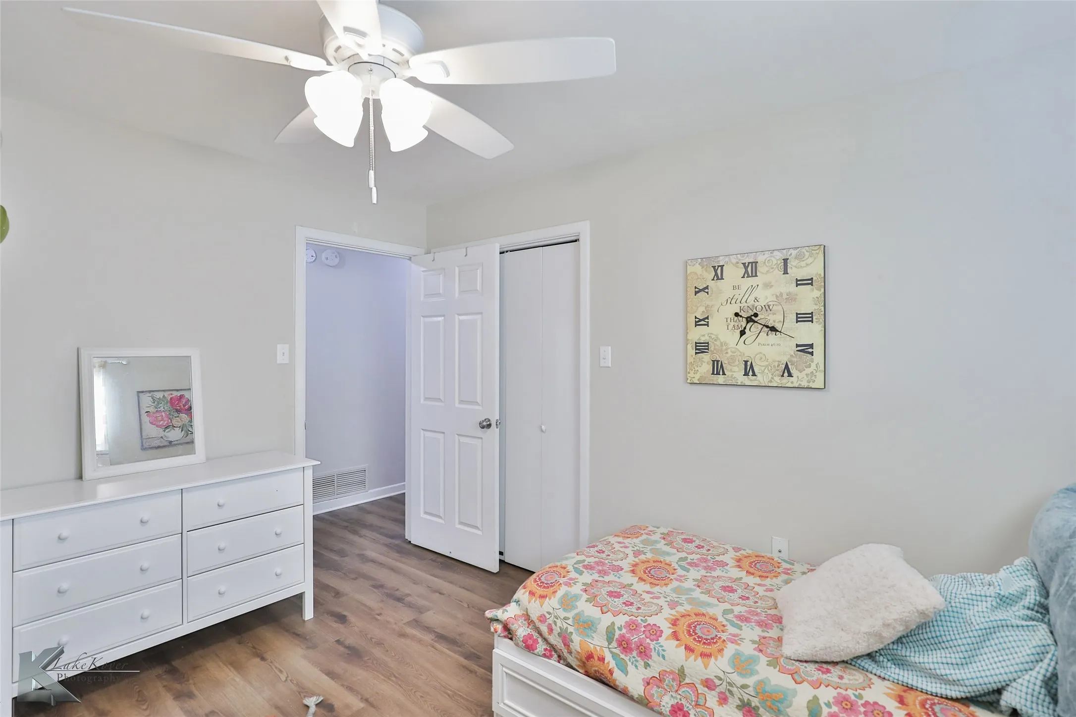 Single Family Residence For Sale in Taylor County , 801 Piedmont Drive, Abilene, Texas 79601, 4 Bedroom, 2 Bathroom, 2 Garage spaces, 2,776 Sqft, built in 1973, Preowned, mls#21220120, Real Estate Agent in Abilene, Homes For Sale in Taylor county, Homes For Sale in Abilene, Realtor in Abilene Texas, Real Estate Brokerage Independent Realty Texas, Luminita Cordes Realtor