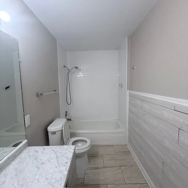 Single Family Residence For Sale in Mc Lennan County , 2621 Old Marlin, Waco, Texas 76705, 4 Bedroom, 2 Bathroom, Garage spaces, 1,696 Sqft, built in 1950, mls#21227461, Real Estate Agent in Waco, Homes For Sale in Mc Lennan county, Homes For Sale in Waco, Realtor in Waco Texas, Real Estate Brokerage Independent Realty Texas, Luminita Cordes Realtor