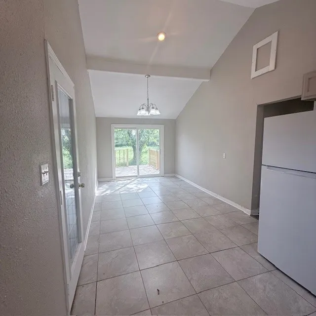 Single Family Residence For Sale in Mc Lennan County , 2621 Old Marlin, Waco, Texas 76705, 4 Bedroom, 2 Bathroom, Garage spaces, 1,696 Sqft, built in 1950, mls#21227461, Real Estate Agent in Waco, Homes For Sale in Mc Lennan county, Homes For Sale in Waco, Realtor in Waco Texas, Real Estate Brokerage Independent Realty Texas, Luminita Cordes Realtor