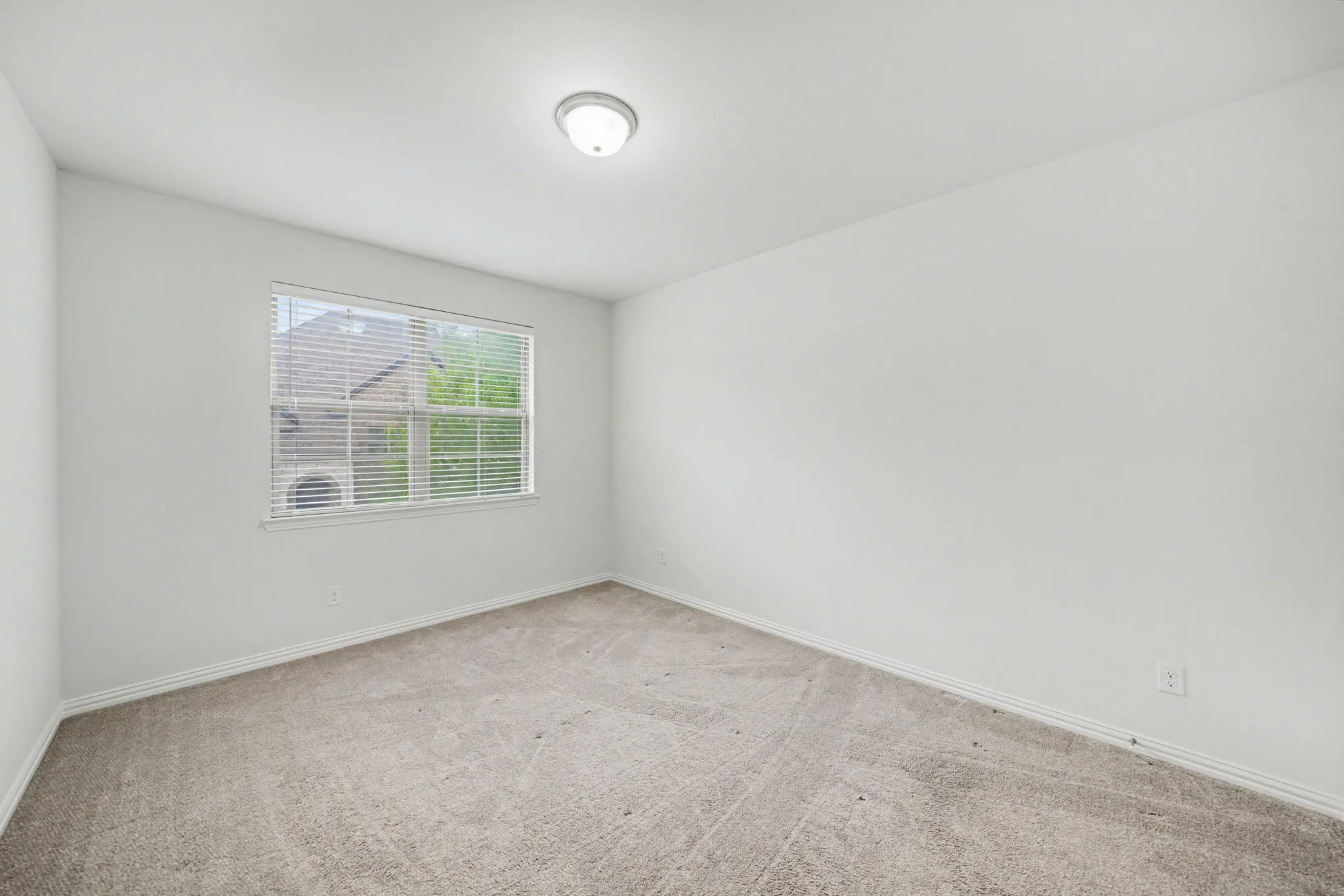 Townhouse For Sale in Collin County , 7212 Huckleberry Drive, Mc Kinney, Texas 75070, 2 Bedroom, 3 Bathroom, 2 Garage spaces, 1,527 Sqft, built in 2017, Preowned, mls#21227196, Real Estate Agent in Mc Kinney, Homes For Sale in Collin county, Homes For Sale in Mc Kinney, Realtor in Mc Kinney Texas, Real Estate Brokerage Independent Realty Texas, Luminita Cordes Realtor