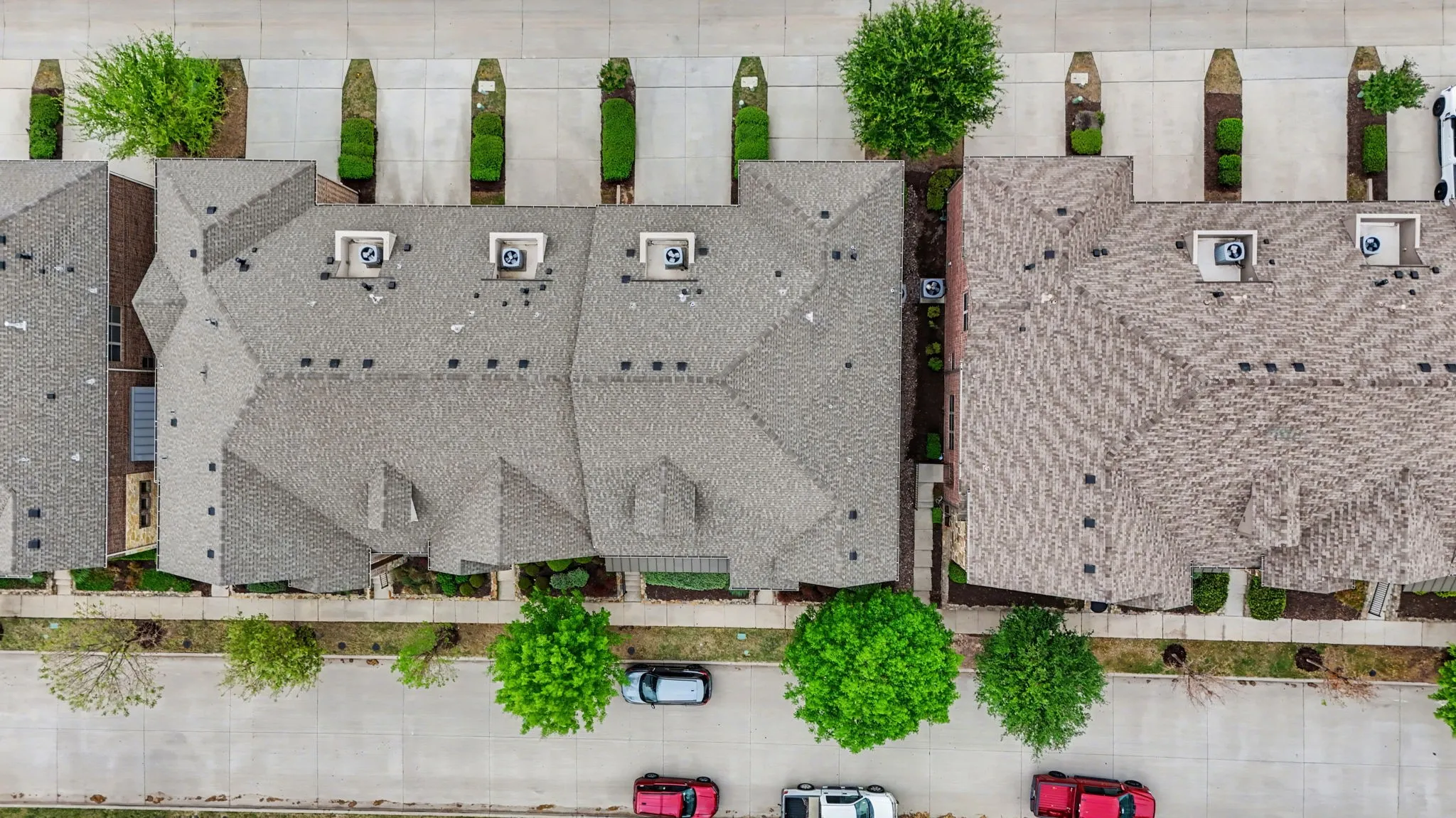 Townhouse For Sale in Collin County , 7212 Huckleberry Drive, Mc Kinney, Texas 75070, 2 Bedroom, 3 Bathroom, 2 Garage spaces, 1,527 Sqft, built in 2017, Preowned, mls#21227196, Real Estate Agent in Mc Kinney, Homes For Sale in Collin county, Homes For Sale in Mc Kinney, Realtor in Mc Kinney Texas, Real Estate Brokerage Independent Realty Texas, Luminita Cordes Realtor