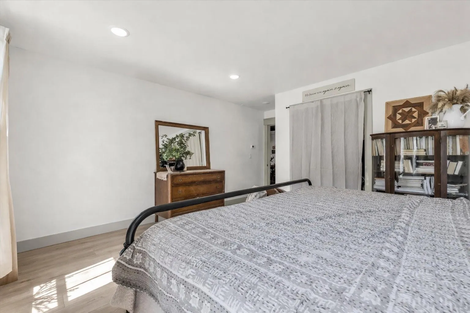 Single Family Residence For Sale in Mc Lennan County , 261 Windmill Lane, Waco, Texas 76705, 2 Bedroom, 1 Bathroom, 2 Garage spaces, 1,196 Sqft, built in 1990, mls#21223722, Real Estate Agent in Waco, Homes For Sale in Mc Lennan county, Homes For Sale in Waco, Realtor in Waco Texas, Real Estate Brokerage Independent Realty Texas, Luminita Cordes Realtor