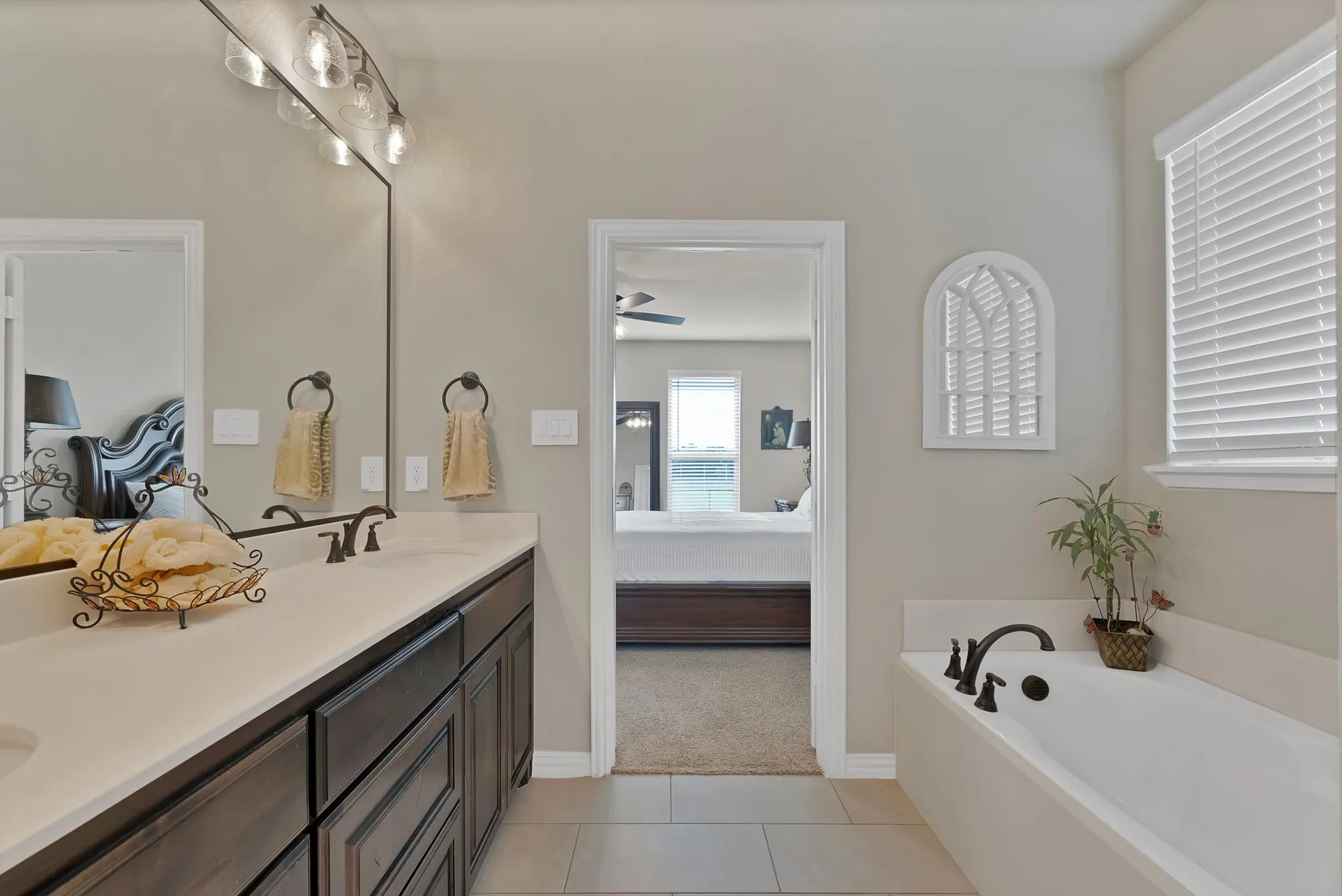 Single Family Residence For Sale in Parker County , 173 Stanley Lane, Poolville, Texas 76487, 3 Bedroom, 2 Bathroom, 2 Garage spaces, 2,271 Sqft, built in 2022, mls#21227450, Real Estate Agent in Poolville, Homes For Sale in Parker county, Homes For Sale in Poolville, Realtor in Poolville Texas, Real Estate Brokerage Independent Realty Texas, Luminita Cordes Realtor