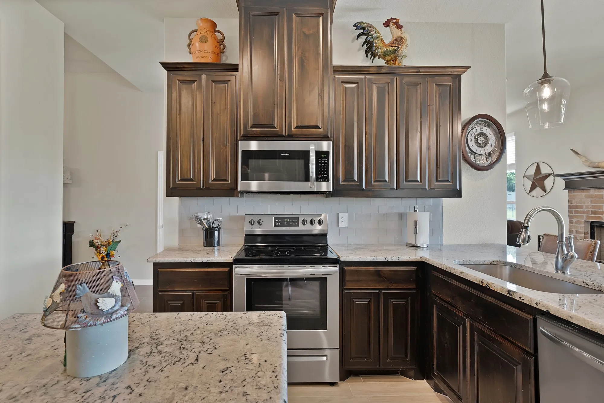 Single Family Residence For Sale in Parker County , 173 Stanley Lane, Poolville, Texas 76487, 3 Bedroom, 2 Bathroom, 2 Garage spaces, 2,271 Sqft, built in 2022, mls#21227450, Real Estate Agent in Poolville, Homes For Sale in Parker county, Homes For Sale in Poolville, Realtor in Poolville Texas, Real Estate Brokerage Independent Realty Texas, Luminita Cordes Realtor
