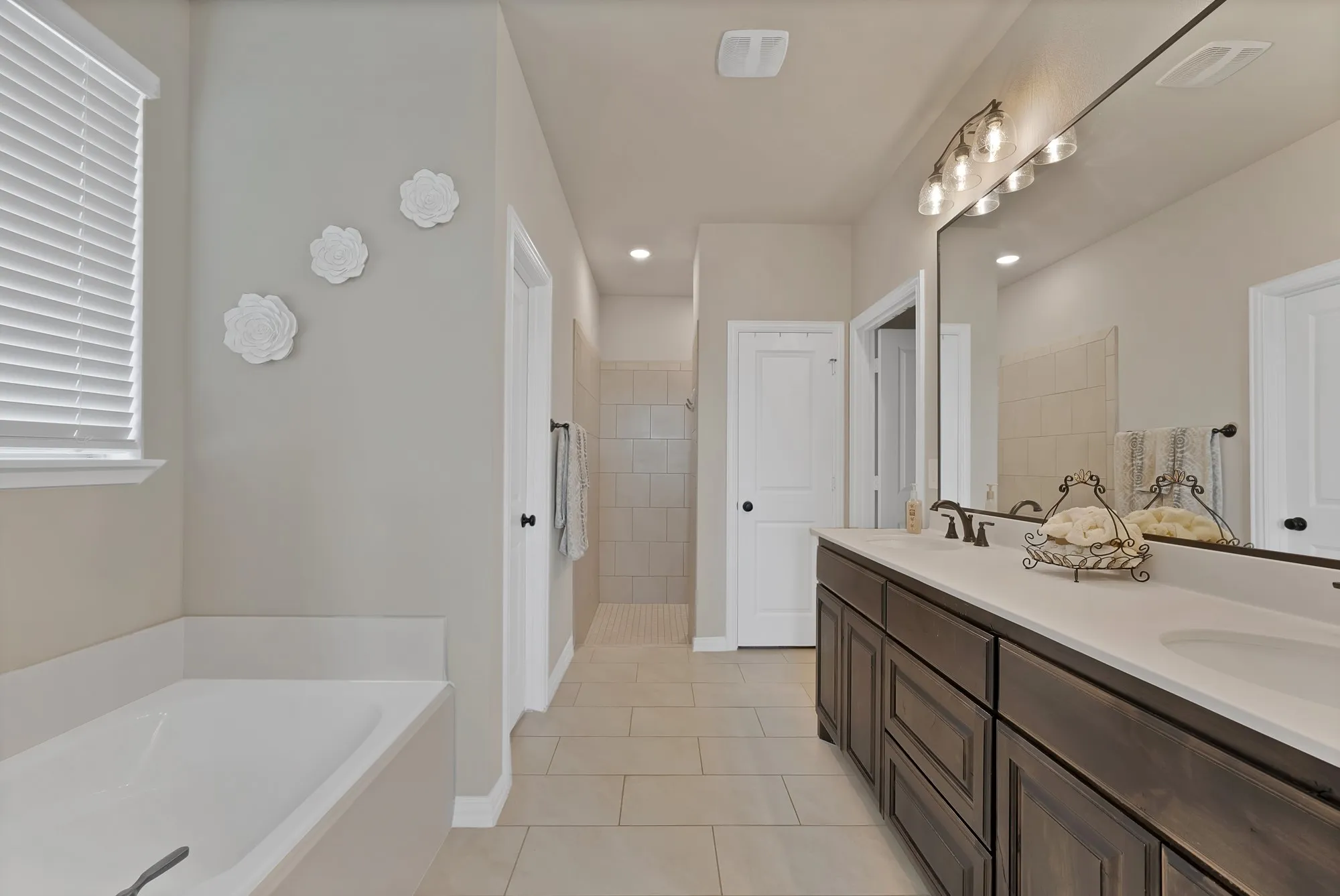 Single Family Residence For Sale in Parker County , 173 Stanley Lane, Poolville, Texas 76487, 3 Bedroom, 2 Bathroom, 2 Garage spaces, 2,271 Sqft, built in 2022, mls#21227450, Real Estate Agent in Poolville, Homes For Sale in Parker county, Homes For Sale in Poolville, Realtor in Poolville Texas, Real Estate Brokerage Independent Realty Texas, Luminita Cordes Realtor
