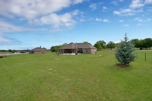 Single Family Residence For Sale in Parker County , 173 Stanley Lane, Poolville, Texas 76487, 3 Bedroom, 2 Bathroom, 2 Garage spaces, 2,271 Sqft, built in 2022, mls#21227450, Real Estate Agent in Poolville, Homes For Sale in Parker county, Homes For Sale in Poolville, Realtor in Poolville Texas, Real Estate Brokerage Independent Realty Texas, Luminita Cordes Realtor