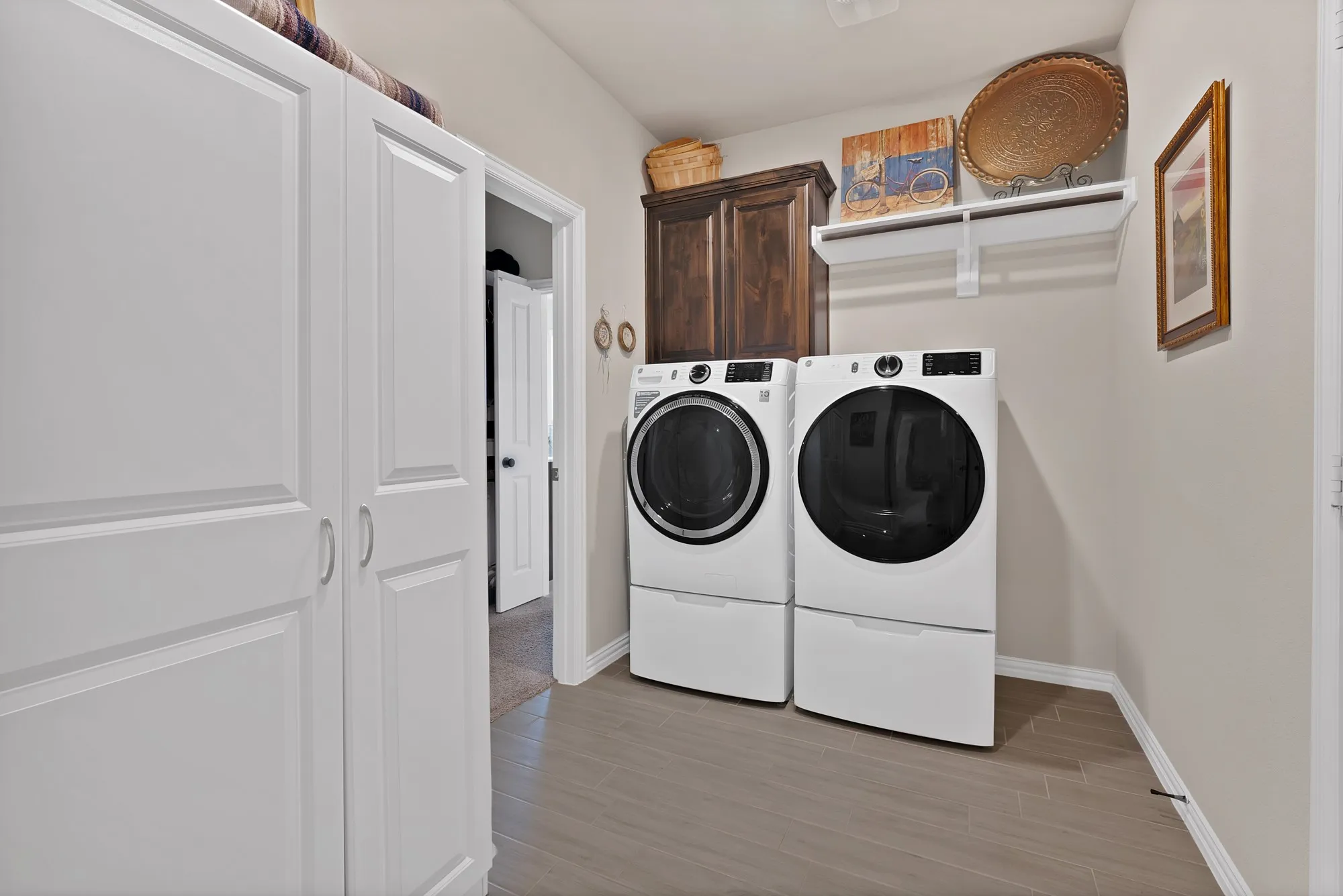Single Family Residence For Sale in Parker County , 173 Stanley Lane, Poolville, Texas 76487, 3 Bedroom, 2 Bathroom, 2 Garage spaces, 2,271 Sqft, built in 2022, mls#21227450, Real Estate Agent in Poolville, Homes For Sale in Parker county, Homes For Sale in Poolville, Realtor in Poolville Texas, Real Estate Brokerage Independent Realty Texas, Luminita Cordes Realtor