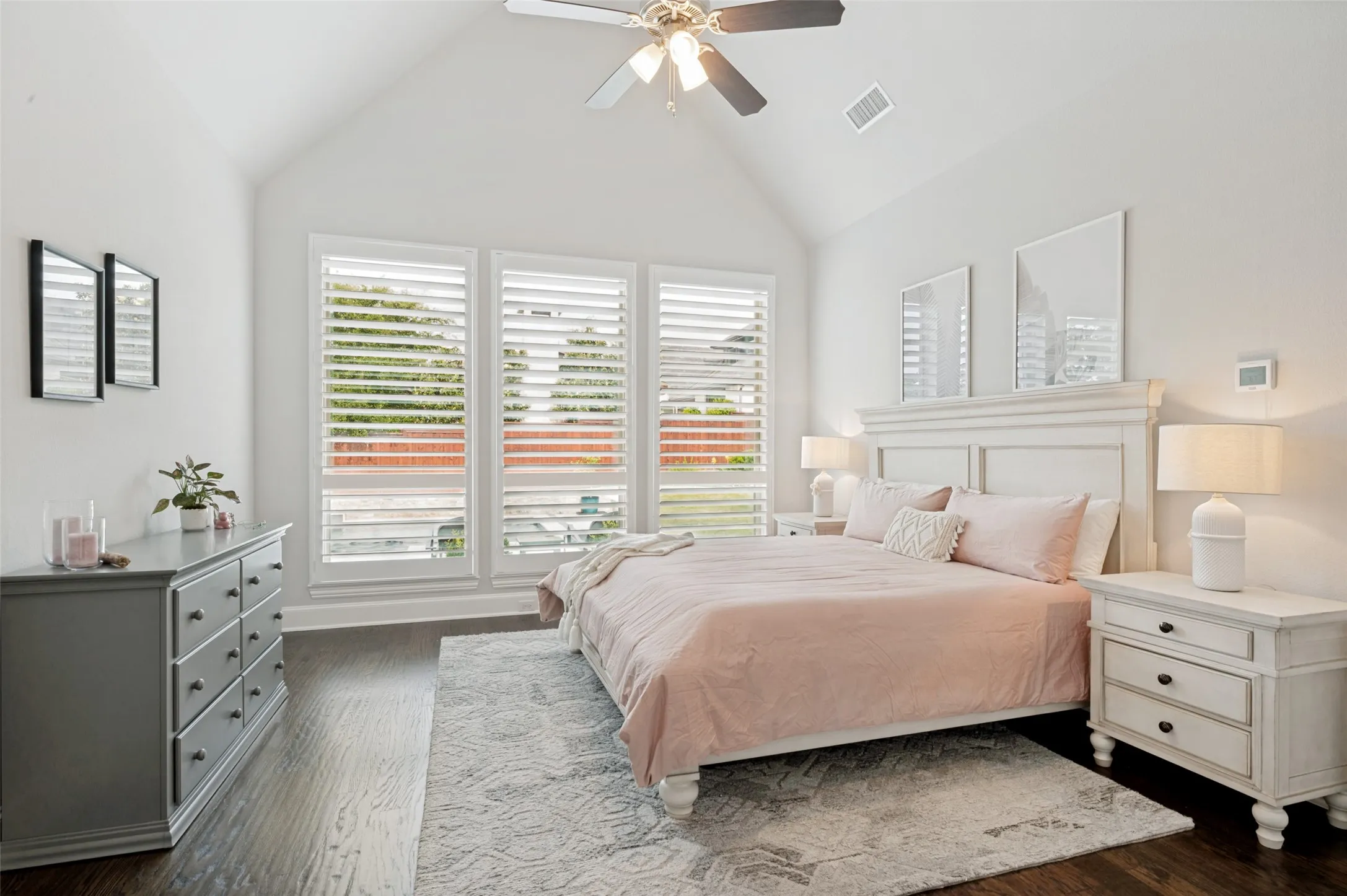 Single Family Residence For Sale in Collin County , 501 Morgan Lane, Prosper, Texas 75078, 4 Bedroom, 5 Bathroom, 3 Garage spaces, 4,003 Sqft, built in 2019, Preowned, Price $1,369,000, mls#21227034, Real Estate Agent in Prosper, Homes For Sale in Collin county, Homes For Sale in Prosper, Realtor in Prosper Texas, Real Estate Brokerage Independent Realty Texas, Luminita Cordes Realtor