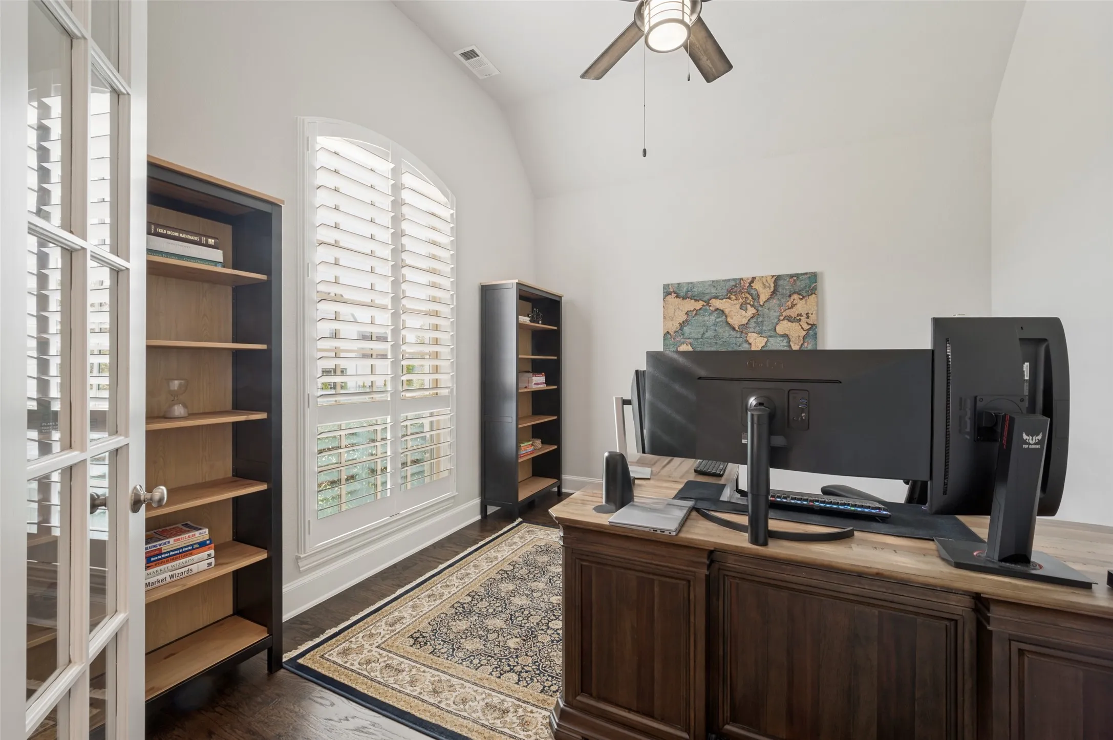 Single Family Residence For Sale in Collin County , 501 Morgan Lane, Prosper, Texas 75078, 4 Bedroom, 5 Bathroom, 3 Garage spaces, 4,003 Sqft, built in 2019, Preowned, Price $1,369,000, mls#21227034, Real Estate Agent in Prosper, Homes For Sale in Collin county, Homes For Sale in Prosper, Realtor in Prosper Texas, Real Estate Brokerage Independent Realty Texas, Luminita Cordes Realtor