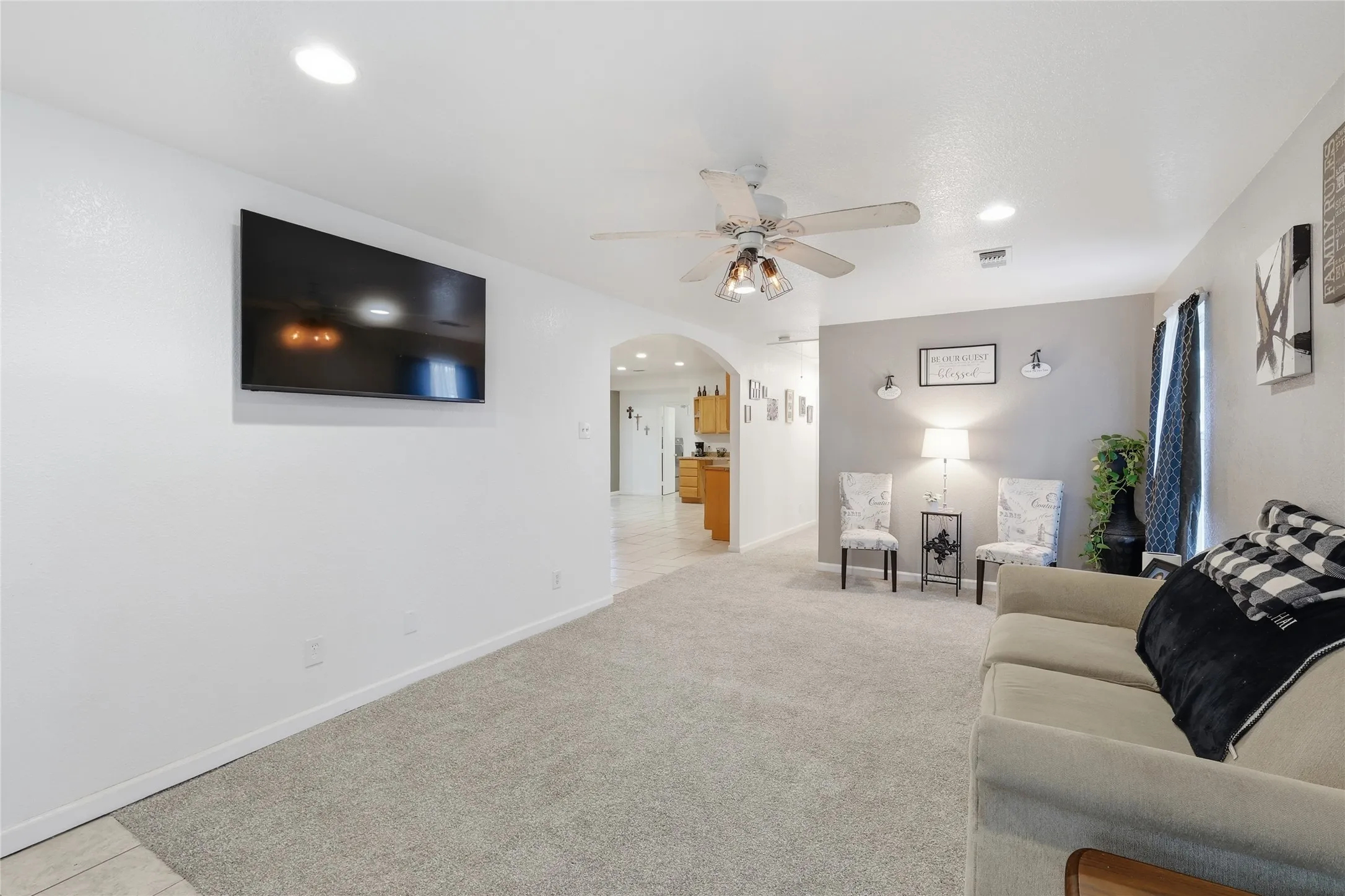 Single Family Residence For Sale in Wise County , 112 Willbanks Lane, Boyd, Texas 76023, 3 Bedrooms, 2 Bathrooms, Garage spaces, 1,630 Sqft, built in 2007, Price $450,000, mls#21225574, Real Estate Agent in Boyd, Homes For Sale in Wise county, Homes For Sale in Boyd, Realtor in Boyd Texas, Real Estate Brokerage Independent Realty Texas, Luminita Cordes Realtor