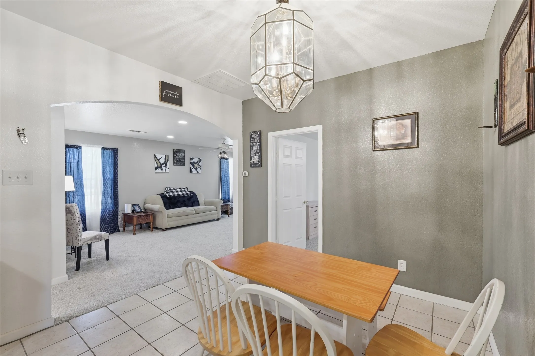 Single Family Residence For Sale in Wise County , 112 Willbanks Lane, Boyd, Texas 76023, 3 Bedrooms, 2 Bathrooms, Garage spaces, 1,630 Sqft, built in 2007, Price $450,000, mls#21225574, Real Estate Agent in Boyd, Homes For Sale in Wise county, Homes For Sale in Boyd, Realtor in Boyd Texas, Real Estate Brokerage Independent Realty Texas, Luminita Cordes Realtor