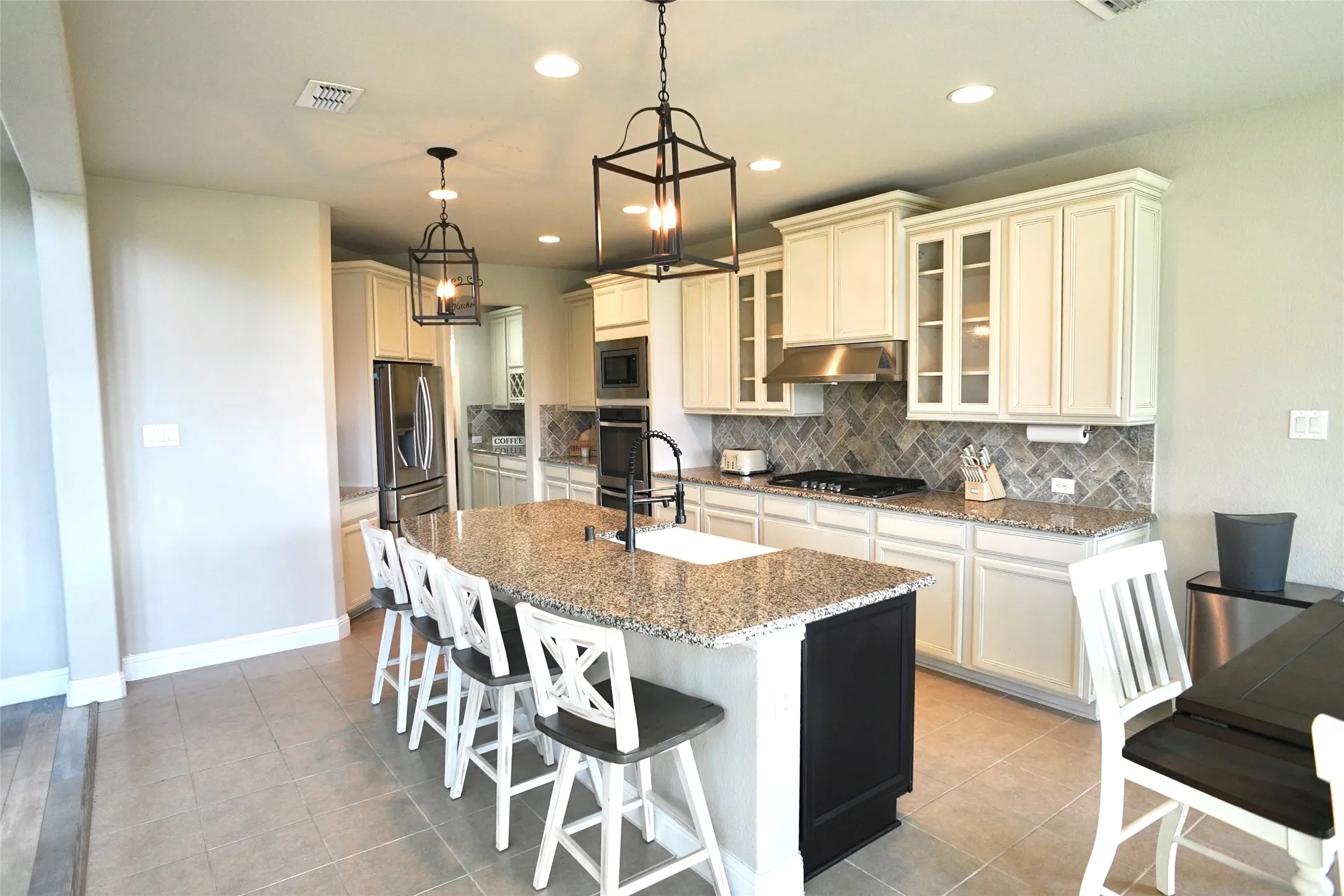 Single Family Residence For Sale in Denton County , 1013 Indian Grass Lane, Northlake, Texas 76226, 4 Bedrooms, 5 Bathrooms, 2 Garage spaces, 3,505 Sqft, built in 2016, Price $590,000, mls#21216929, Real Estate Agent in Northlake, Homes For Sale in Denton county, Homes For Sale in Northlake, Realtor in Northlake Texas, Real Estate Brokerage Independent Realty Texas, Luminita Cordes Realtor