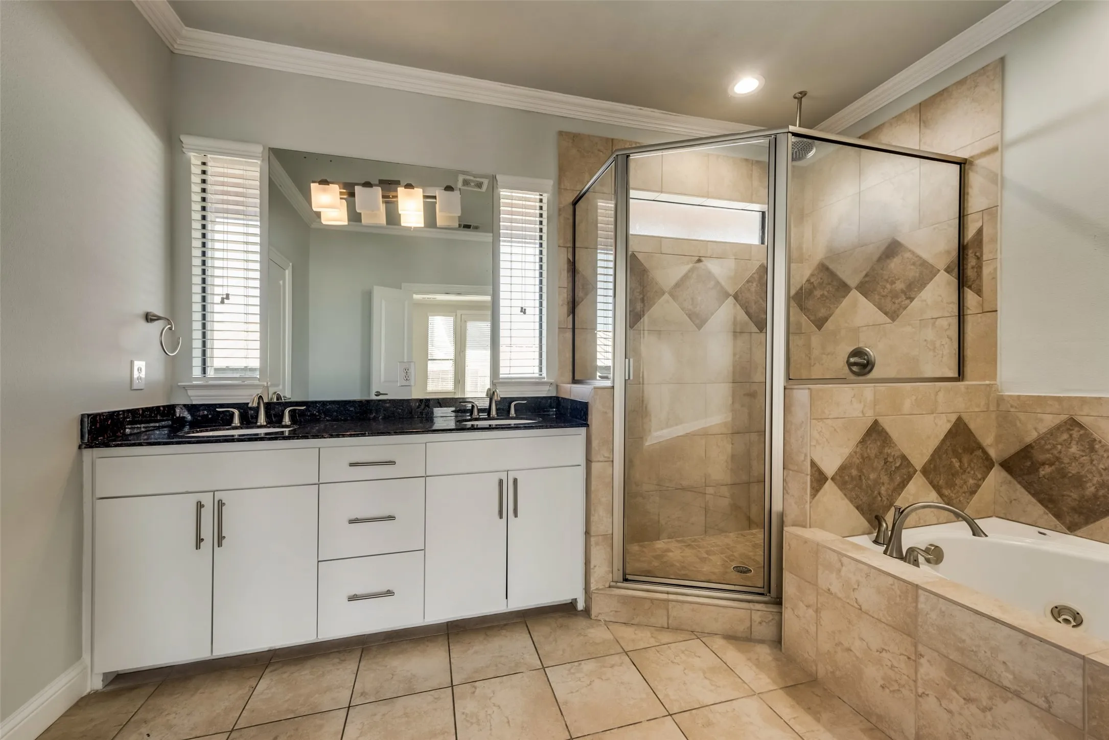 Condominium For Rent in Dallas County , 4432 Bowser Avenue C, Dallas, Texas 75219, 3 Bedroom, 4 Bathroom, 2 Garage spaces, 2,266 Sqft, built in 2008, mls#21162785, Real Estate Agent in Dallas, Homes For Rent in Dallas county, Homes For Rent in Dallas, Realtor in Dallas Texas, Real Estate Brokerage Independent Realty Texas, Luminita Cordes Realtor