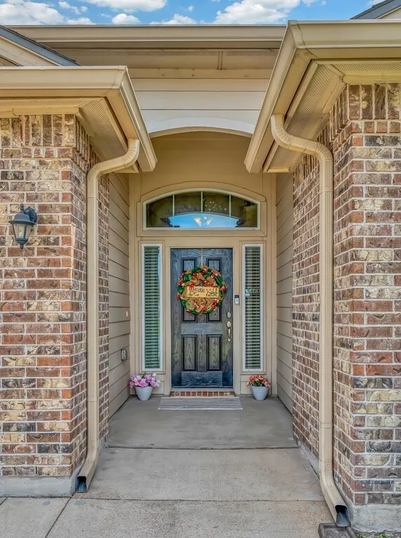 Single Family Residence For Sale in Mc Lennan County , 9801 Shallow Creek Drive, Waco, Texas 76708, 3 Bedroom, 3 Bathroom, 2 Garage spaces, 2,238 Sqft, built in 2013, Preowned, mls#21227295, Real Estate Agent in Waco, Homes For Sale in Mc Lennan county, Homes For Sale in Waco, Realtor in Waco Texas, Real Estate Brokerage Independent Realty Texas, Luminita Cordes Realtor