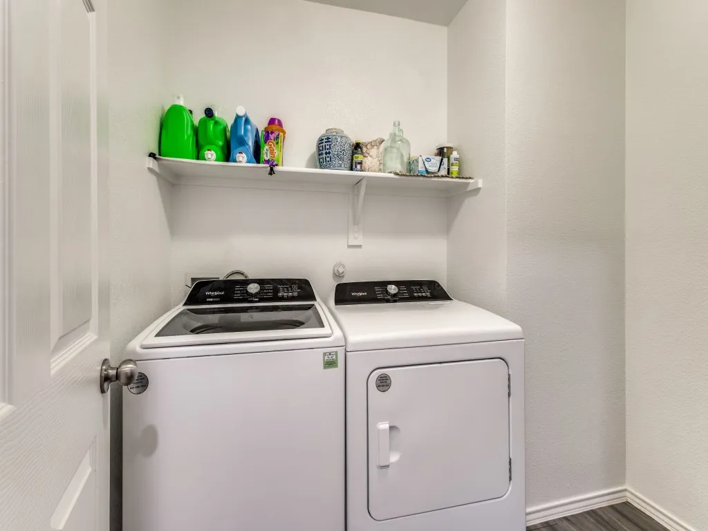 Single Family Residence For Sale in Denton County , 16033 Pemberly Way, Haslet, Texas 76052, 3 Bedroom, 2 Bathroom, 2 Garage spaces, 1,624 Sqft, built in 2021, Preowned, mls#21226956, Real Estate Agent in Haslet, Homes For Sale in Denton county, Homes For Sale in Haslet, Realtor in Haslet Texas, Real Estate Brokerage Independent Realty Texas, Luminita Cordes Realtor