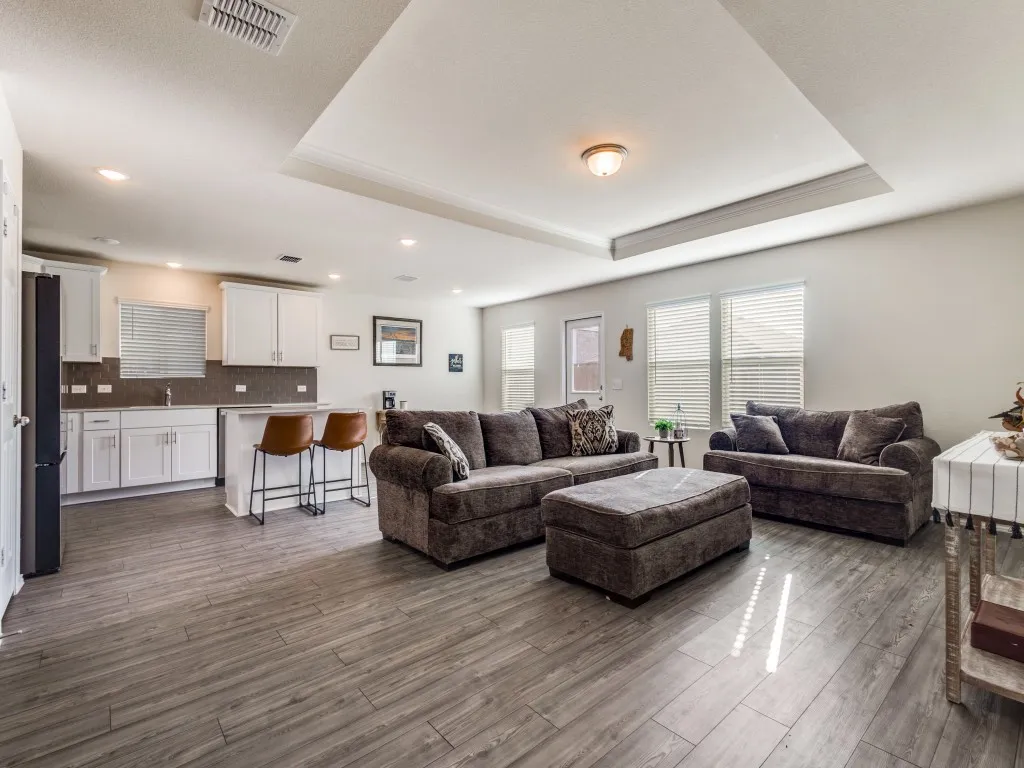 Single Family Residence For Sale in Denton County , 16033 Pemberly Way, Haslet, Texas 76052, 3 Bedroom, 2 Bathroom, 2 Garage spaces, 1,624 Sqft, built in 2021, Preowned, mls#21226956, Real Estate Agent in Haslet, Homes For Sale in Denton county, Homes For Sale in Haslet, Realtor in Haslet Texas, Real Estate Brokerage Independent Realty Texas, Luminita Cordes Realtor