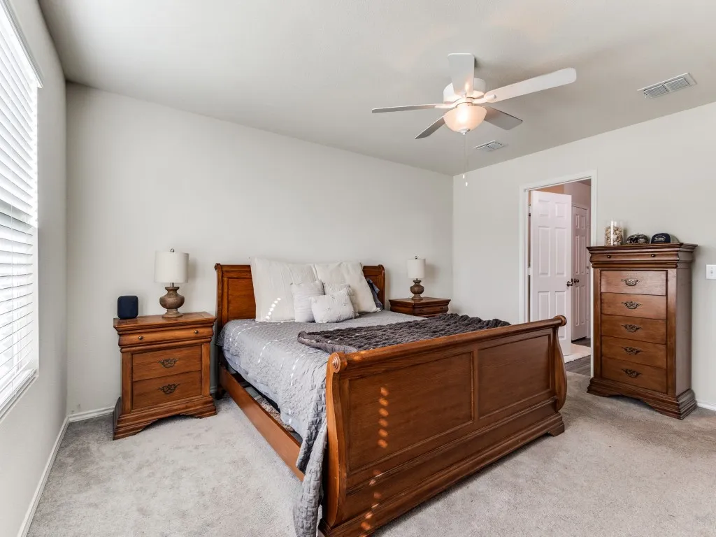 Single Family Residence For Sale in Denton County , 16033 Pemberly Way, Haslet, Texas 76052, 3 Bedroom, 2 Bathroom, 2 Garage spaces, 1,624 Sqft, built in 2021, Preowned, mls#21226956, Real Estate Agent in Haslet, Homes For Sale in Denton county, Homes For Sale in Haslet, Realtor in Haslet Texas, Real Estate Brokerage Independent Realty Texas, Luminita Cordes Realtor