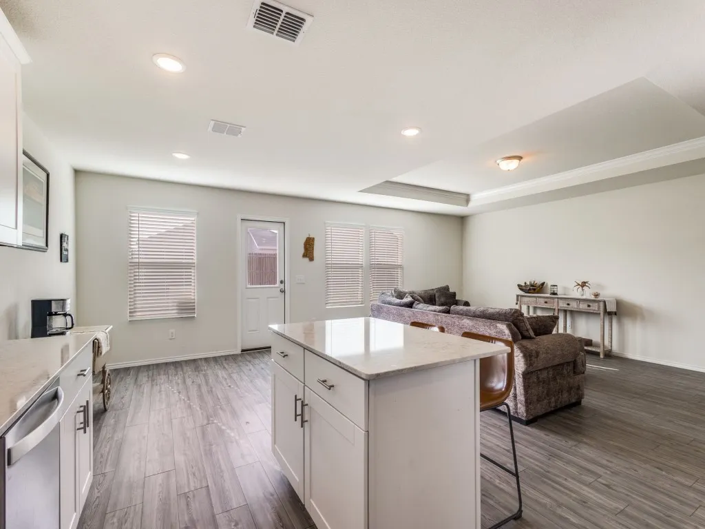 Single Family Residence For Sale in Denton County , 16033 Pemberly Way, Haslet, Texas 76052, 3 Bedroom, 2 Bathroom, 2 Garage spaces, 1,624 Sqft, built in 2021, Preowned, mls#21226956, Real Estate Agent in Haslet, Homes For Sale in Denton county, Homes For Sale in Haslet, Realtor in Haslet Texas, Real Estate Brokerage Independent Realty Texas, Luminita Cordes Realtor
