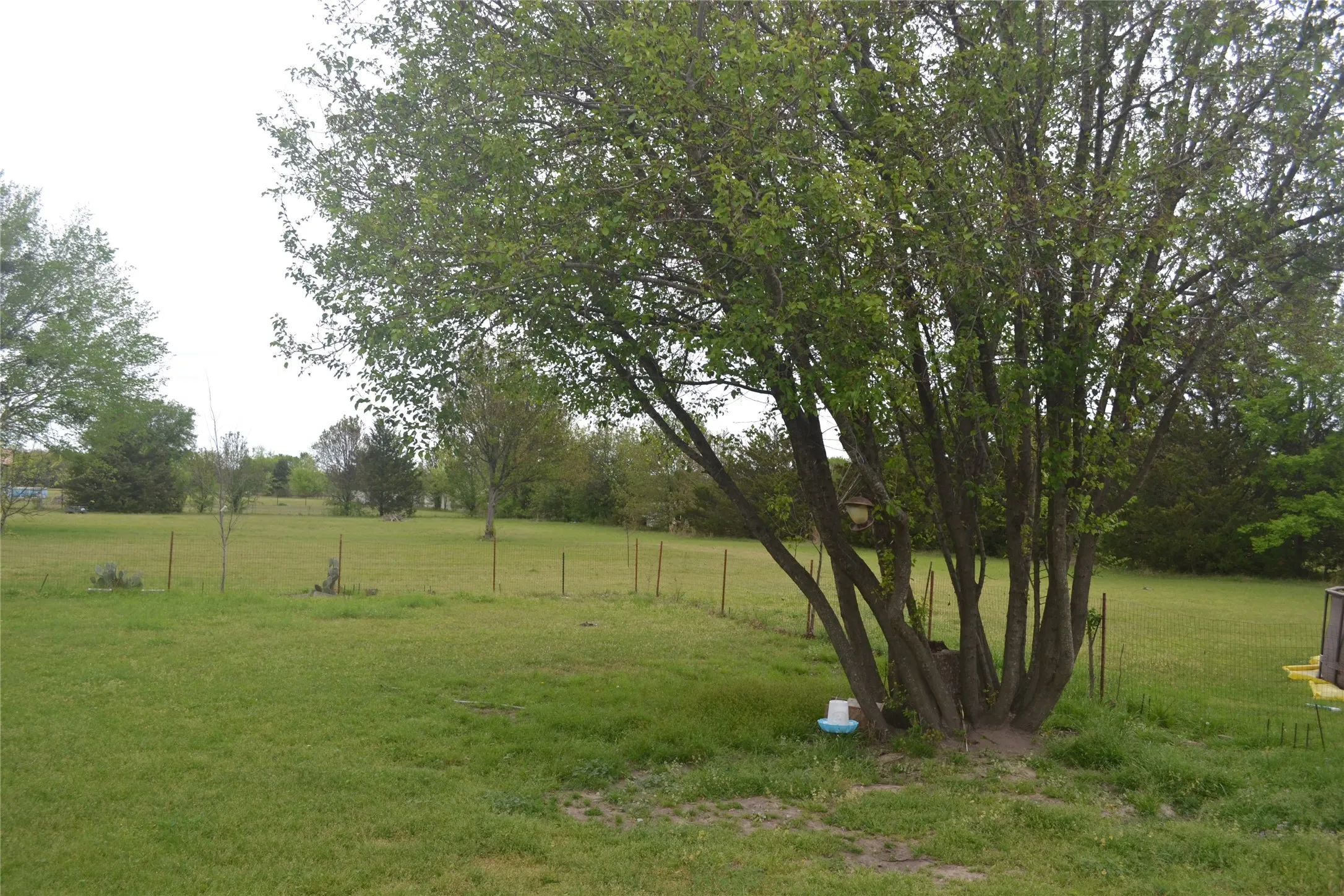 Single Family Residence For Sale in Hunt County , 564 County Road 3505, Quinlan, Texas 75474, 3 Bedroom, 2 Bathroom, Garage spaces, 1,488 Sqft, built in 1971, Price $294,900, mls#21227688, Real Estate Agent in Quinlan, Homes For Sale in Hunt county, Homes For Sale in Quinlan, Realtor in Quinlan Texas, Real Estate Brokerage Independent Realty Texas, Luminita Cordes Realtor