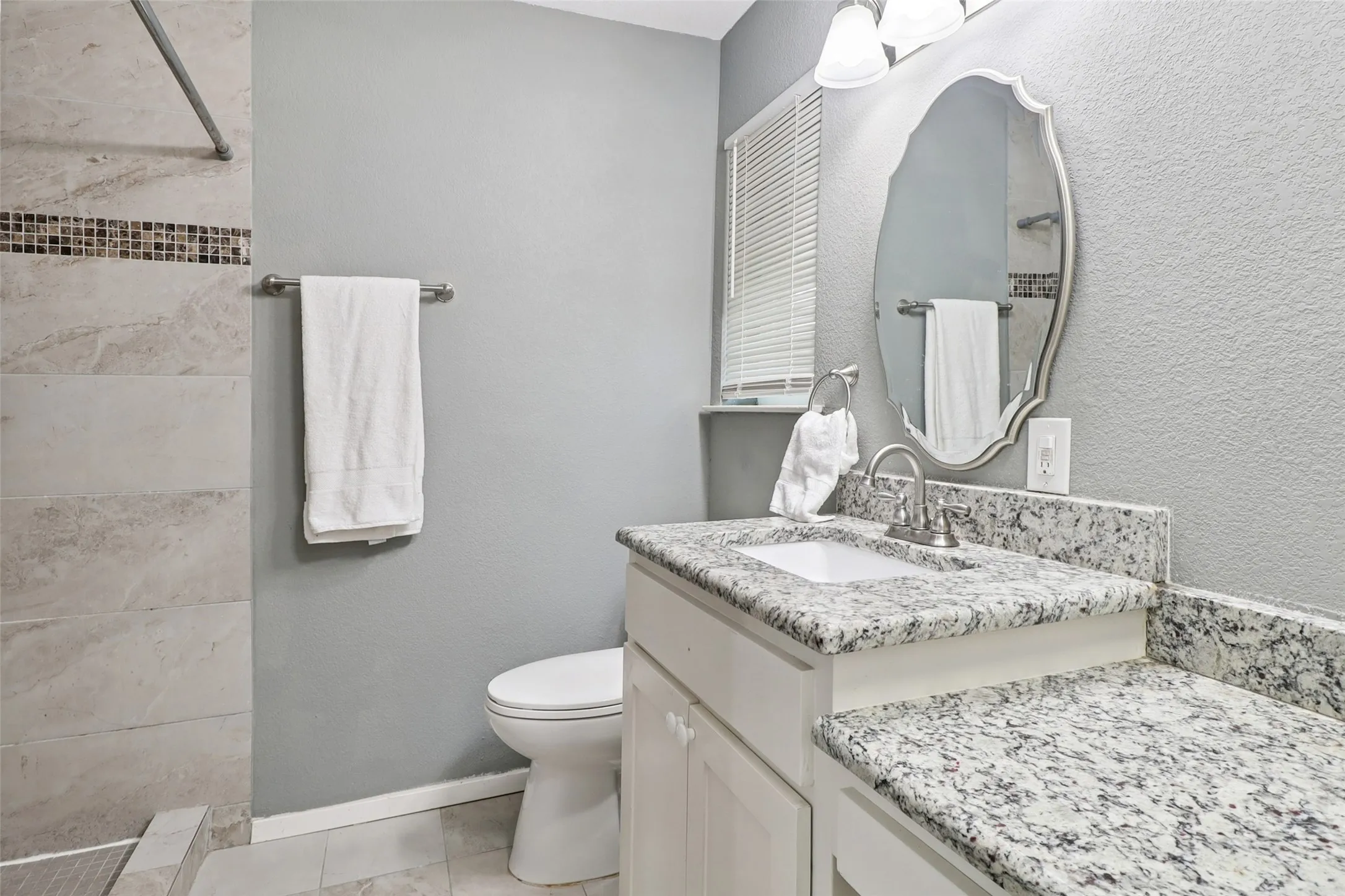 Single Family Residence For Sale in Denton County , 1126 Cordell Street, Denton, Texas 76201, 3 Bedrooms, 2 Bathrooms, 2 Garage spaces, 1,587 Sqft, built in 1977, Price $289,900, mls#21226817, Real Estate Agent in Denton, Homes For Sale in Denton county, Homes For Sale in Denton, Realtor in Denton Texas, Real Estate Brokerage Independent Realty Texas, Luminita Cordes Realtor