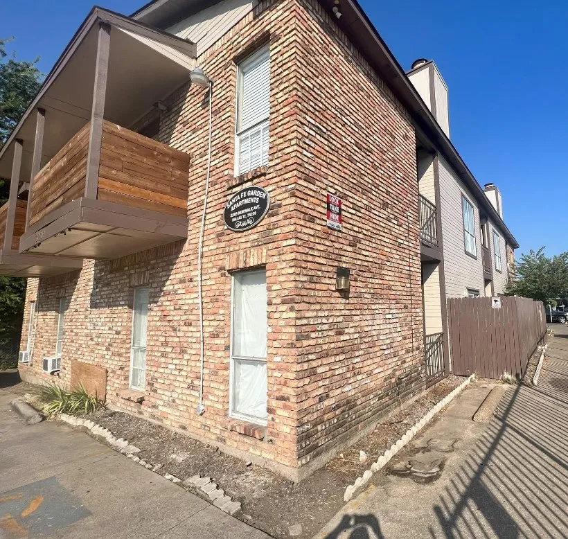 Apartment For Sale in Dallas County , 3209 Norwalk Avenue, Dallas, Texas 75220, 8 Bedroom, 8 Bathroom, Garage spaces, 0 Sqft, built in 1982, Preowned, mls#21227705, Real Estate Agent in Dallas, Homes For Sale in Dallas county, Homes For Sale in Dallas, Realtor in Dallas Texas, Real Estate Brokerage Independent Realty Texas, Luminita Cordes Realtor