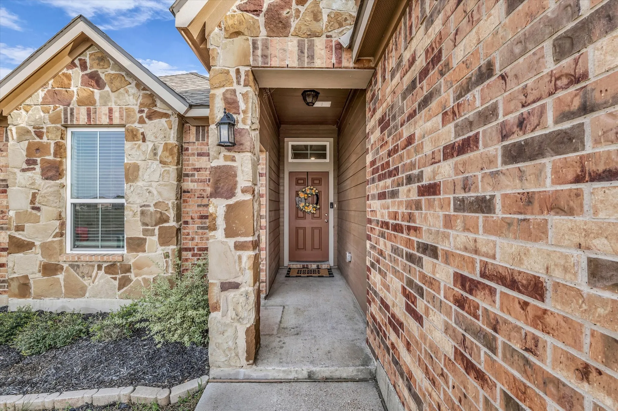 Single Family Residence For Sale in Mc Lennan County , 7008 Llano Drive, China Spring, Texas 76633, 4 Bedroom, 2 Bathroom, 2 Garage spaces, 1,608 Sqft, built in 2022, Preowned, mls#21227727, Real Estate Agent in China Spring, Homes For Sale in Mc Lennan county, Homes For Sale in China Spring, Realtor in China Spring Texas, Real Estate Brokerage Independent Realty Texas, Luminita Cordes Realtor