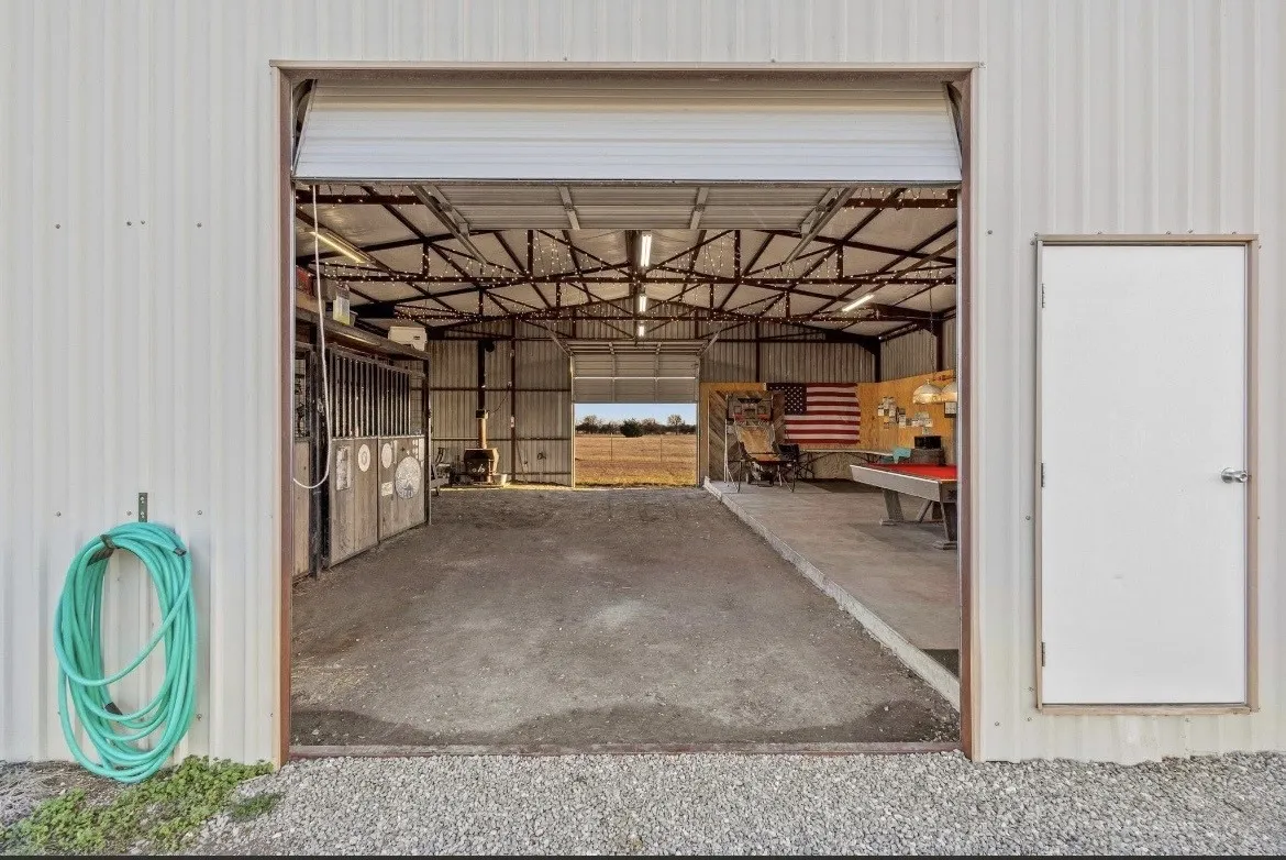 Roll up doors and entry door