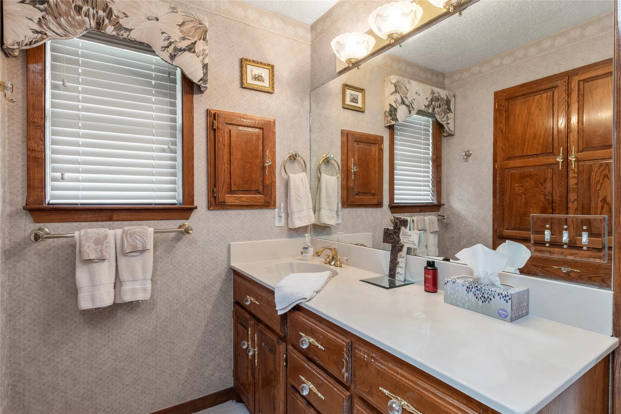 Master Vanity 2
